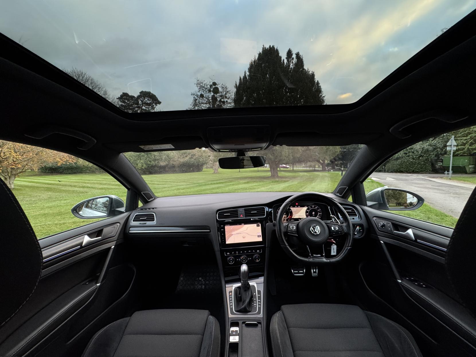 Volkswagen Golf 2.0 TSI R Hatchback 5dr Petrol DSG 4Motion Euro 6 (s/s) (310 ps)