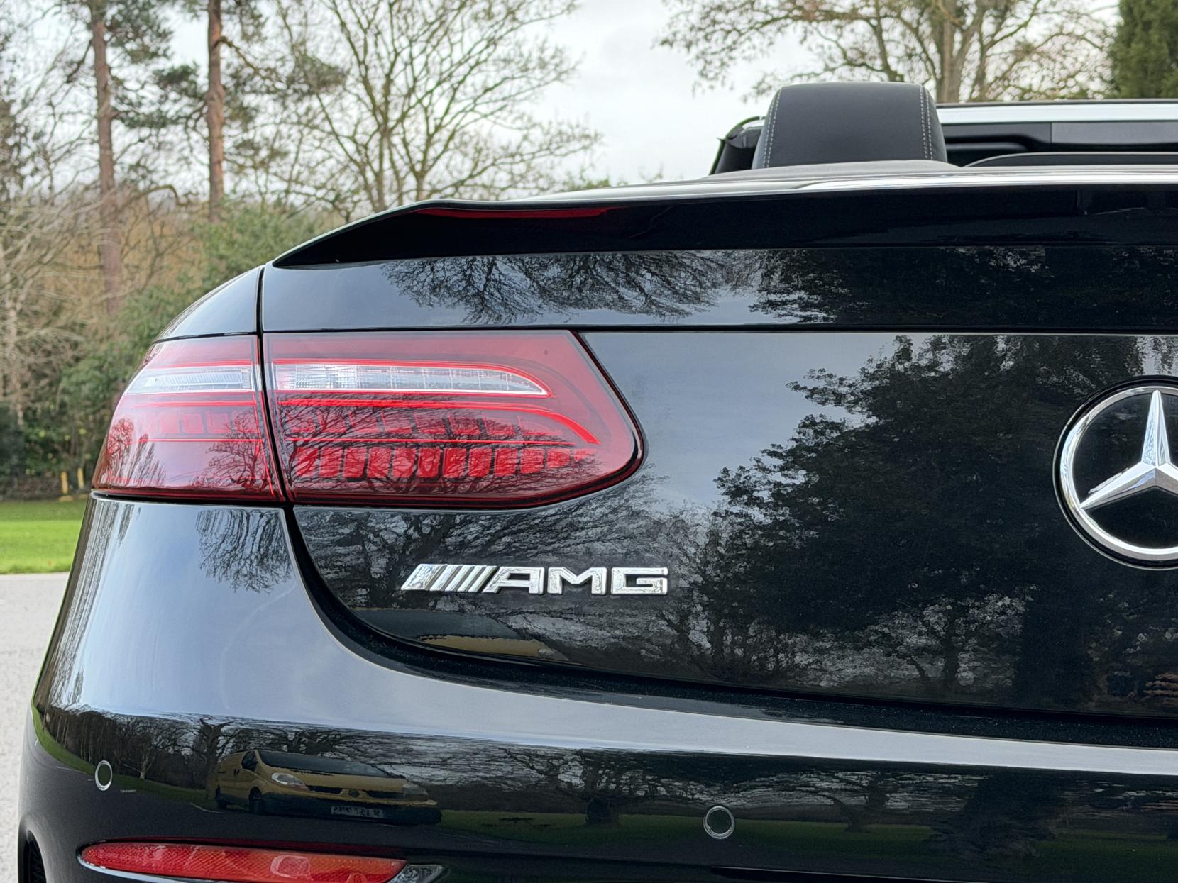 Mercedes-Benz E Class 3.0 E53h BiTurbo MHEV AMG Night Edition (Premium Plus) Cabriolet 2dr Petrol Hybrid SpdS TCT 4MATIC+ Euro 6 (s/s) (457 ps)