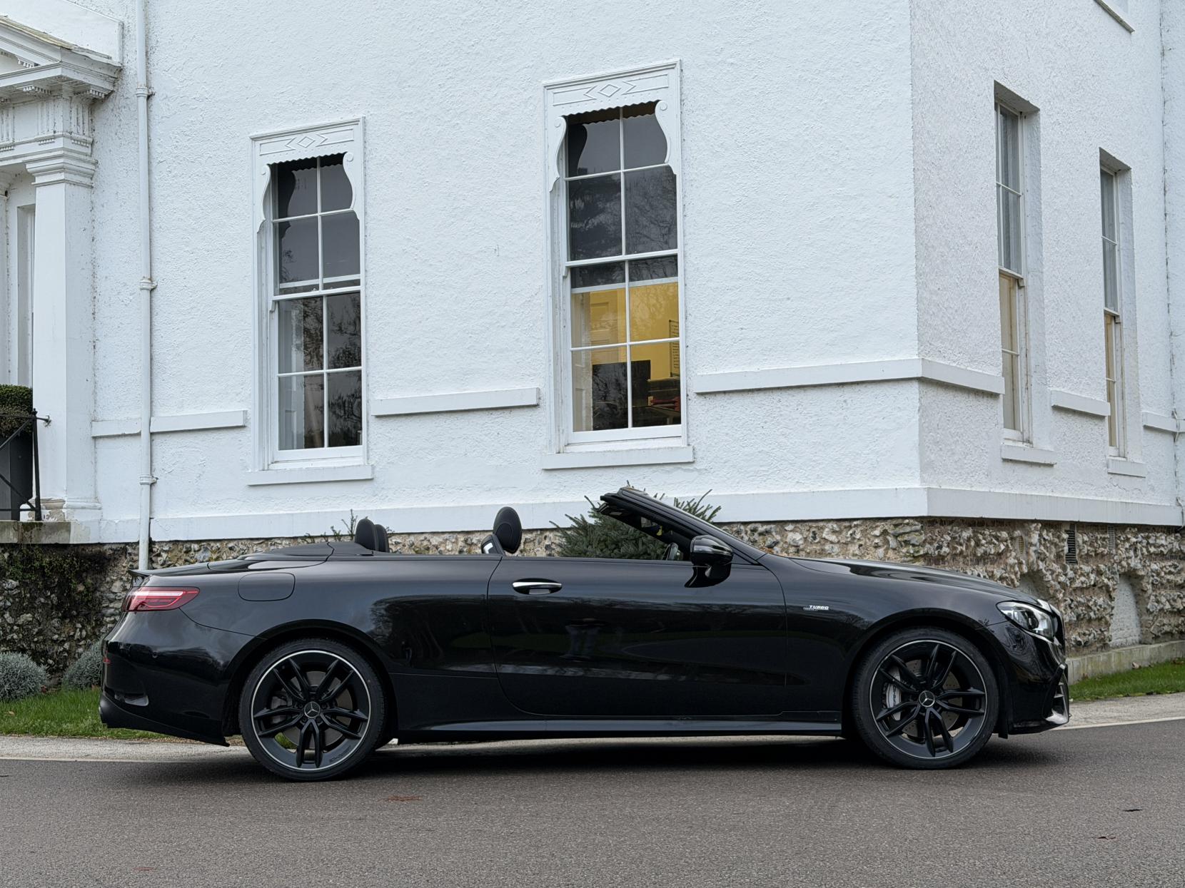 Mercedes-Benz E Class 3.0 E53h BiTurbo MHEV AMG Night Edition (Premium Plus) Cabriolet 2dr Petrol Hybrid SpdS TCT 4MATIC+ Euro 6 (s/s) (457 ps)