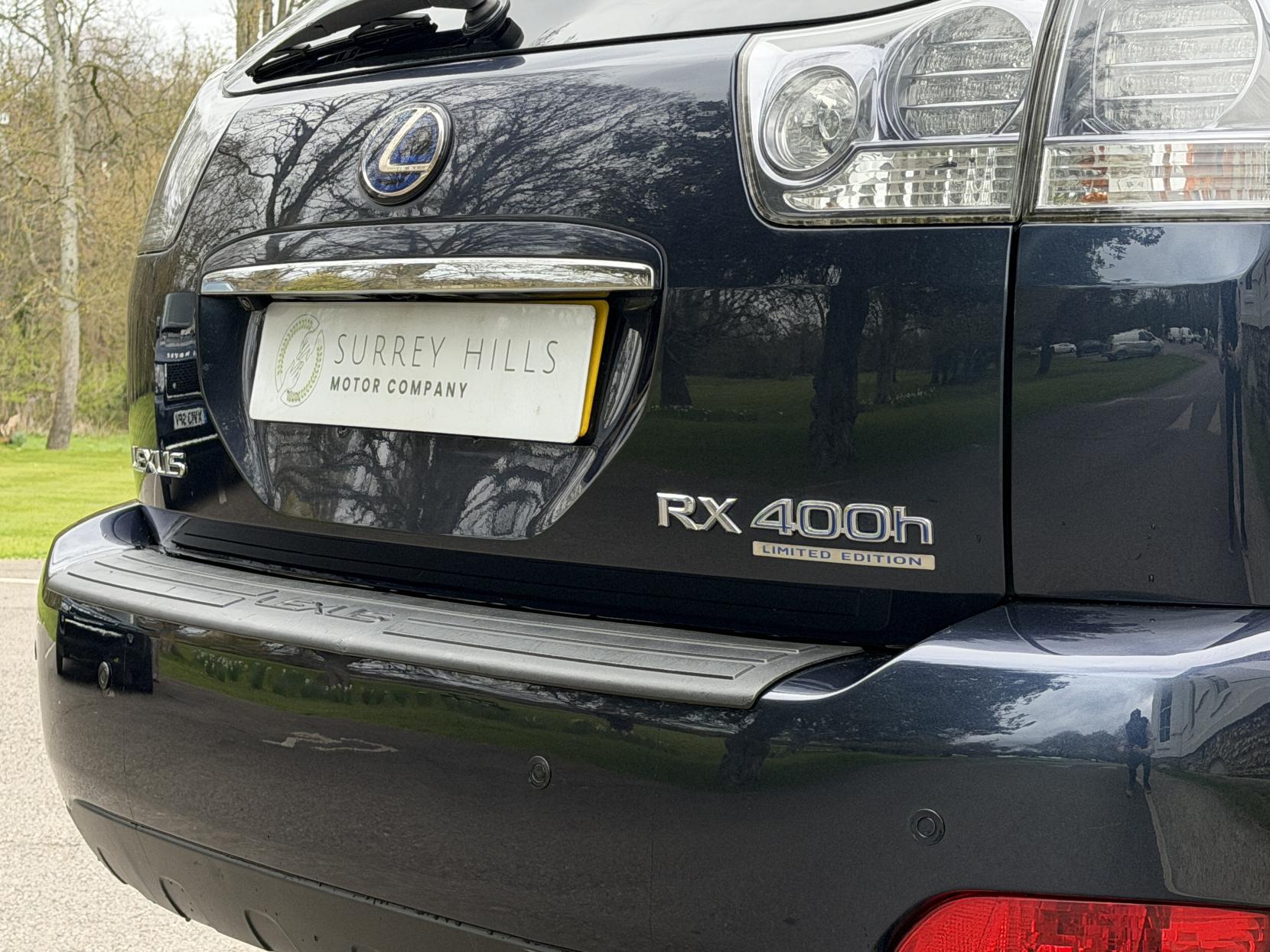 Lexus RX 3.3 400h Limited Edition Executive SUV 5dr Petrol Hybrid CVT (192 g/km, 208 bhp)