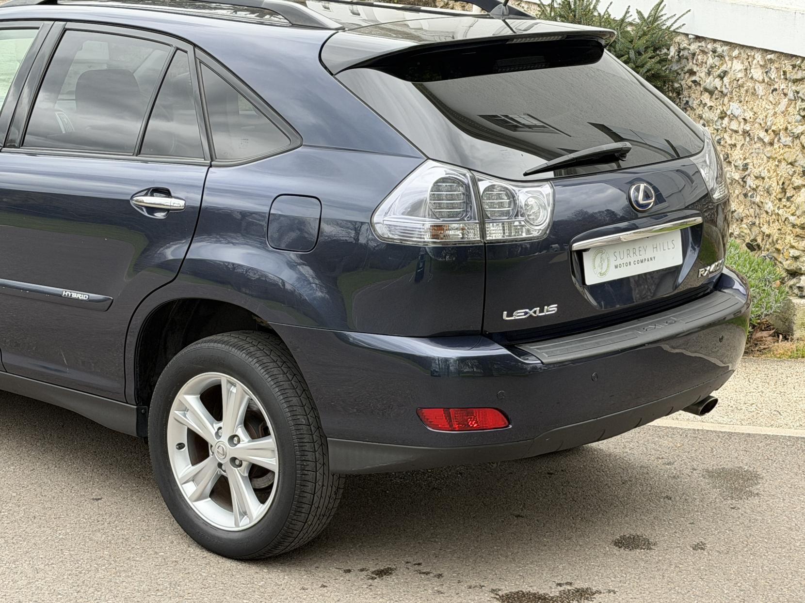 Lexus RX 3.3 400h Limited Edition Executive SUV 5dr Petrol Hybrid CVT (192 g/km, 208 bhp)