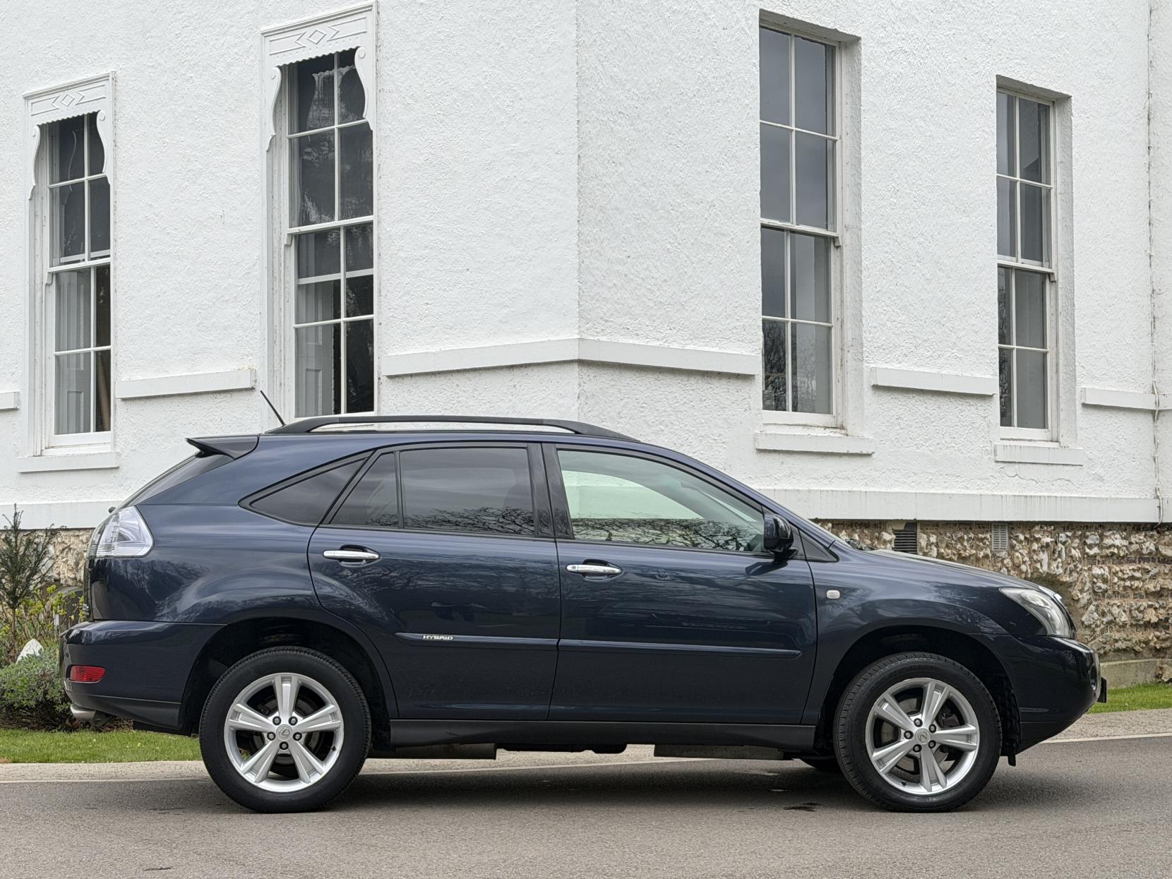Lexus RX 3.3 400h Limited Edition Executive SUV 5dr Petrol Hybrid CVT (192 g/km, 208 bhp)