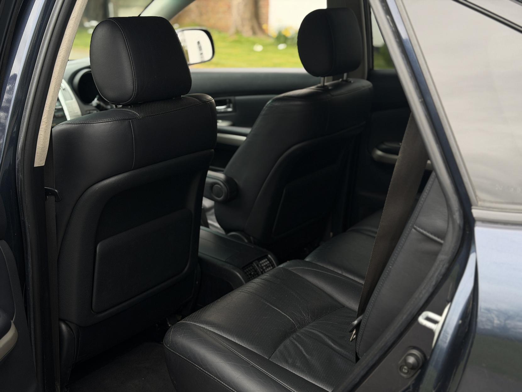 Lexus RX 3.3 400h Limited Edition Executive SUV 5dr Petrol Hybrid CVT (192 g/km, 208 bhp)