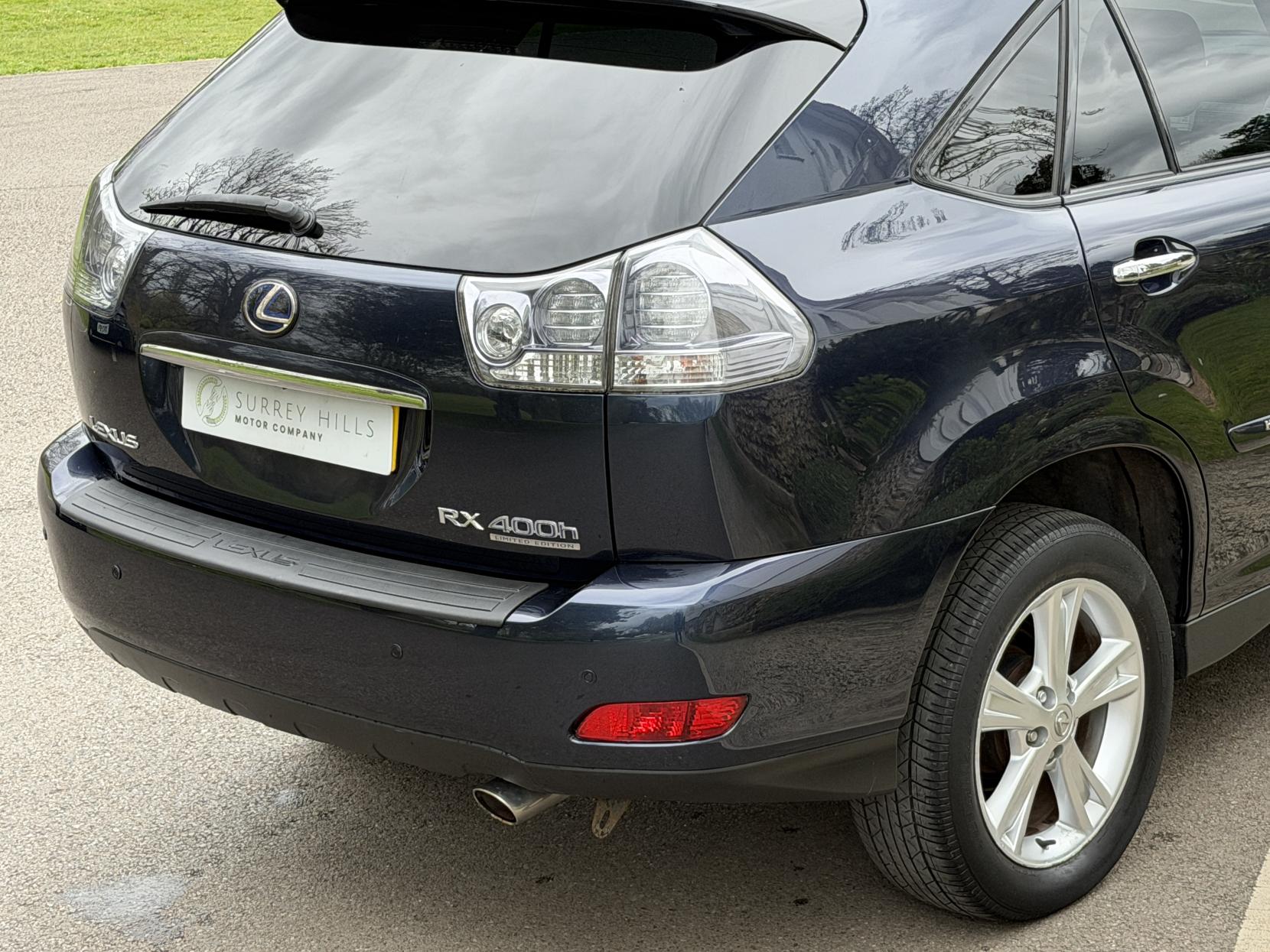 Lexus RX 3.3 400h Limited Edition Executive SUV 5dr Petrol Hybrid CVT (192 g/km, 208 bhp)