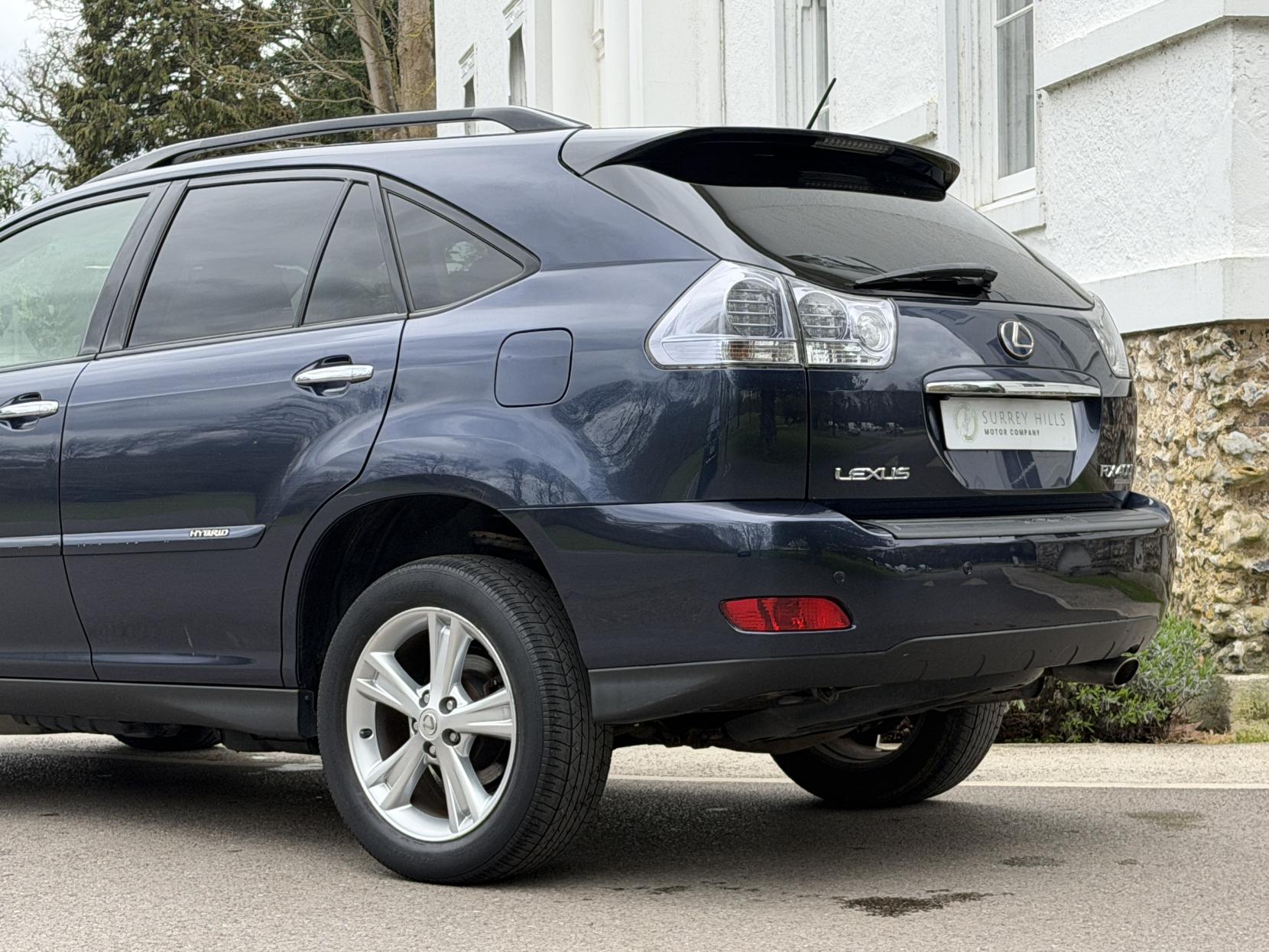 Lexus RX 3.3 400h Limited Edition Executive SUV 5dr Petrol Hybrid CVT (192 g/km, 208 bhp)