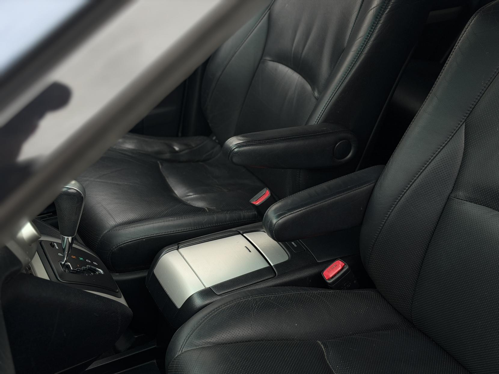 Lexus RX 3.3 400h Limited Edition Executive SUV 5dr Petrol Hybrid CVT (192 g/km, 208 bhp)