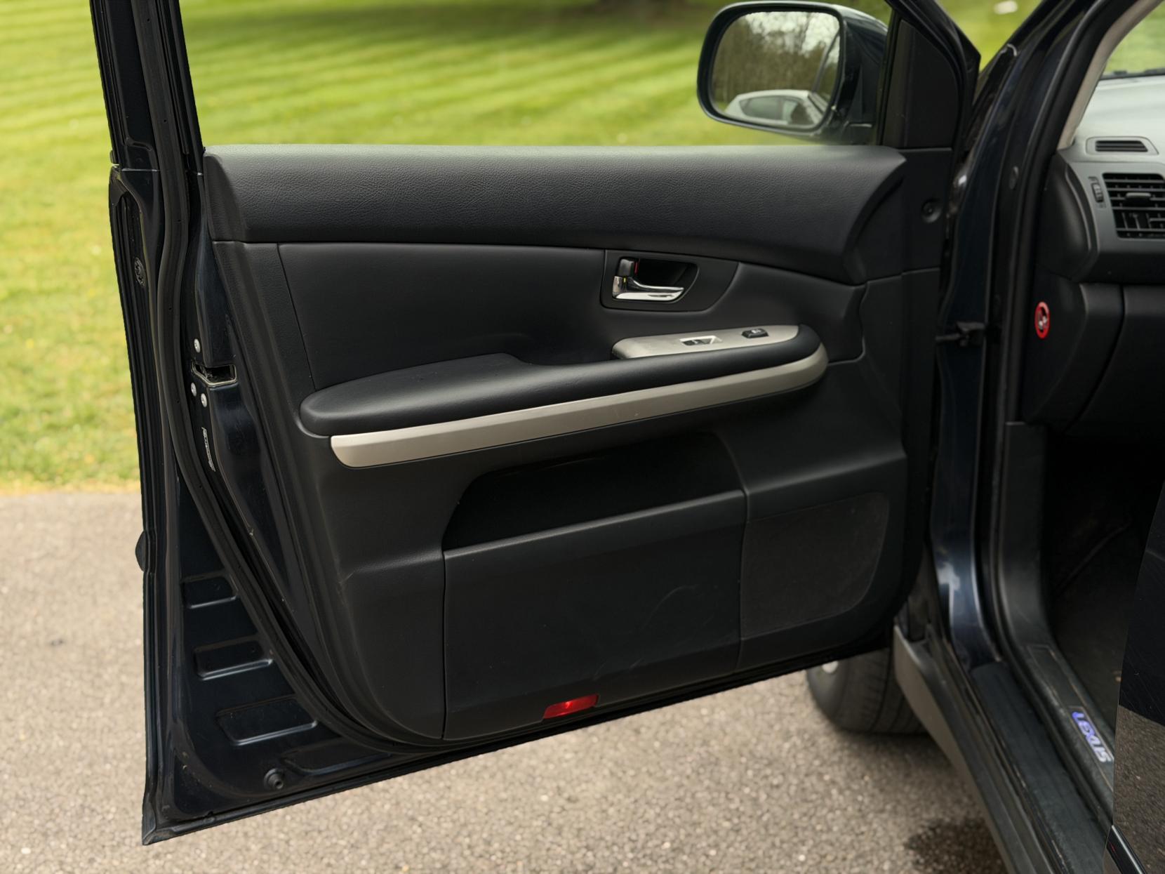 Lexus RX 3.3 400h Limited Edition Executive SUV 5dr Petrol Hybrid CVT (192 g/km, 208 bhp)