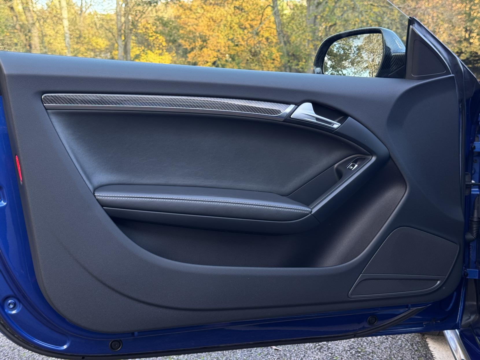 Audi RS5 4.2 FSI V8 Coupe 2dr Petrol S Tronic quattro Euro 5 (450 ps)