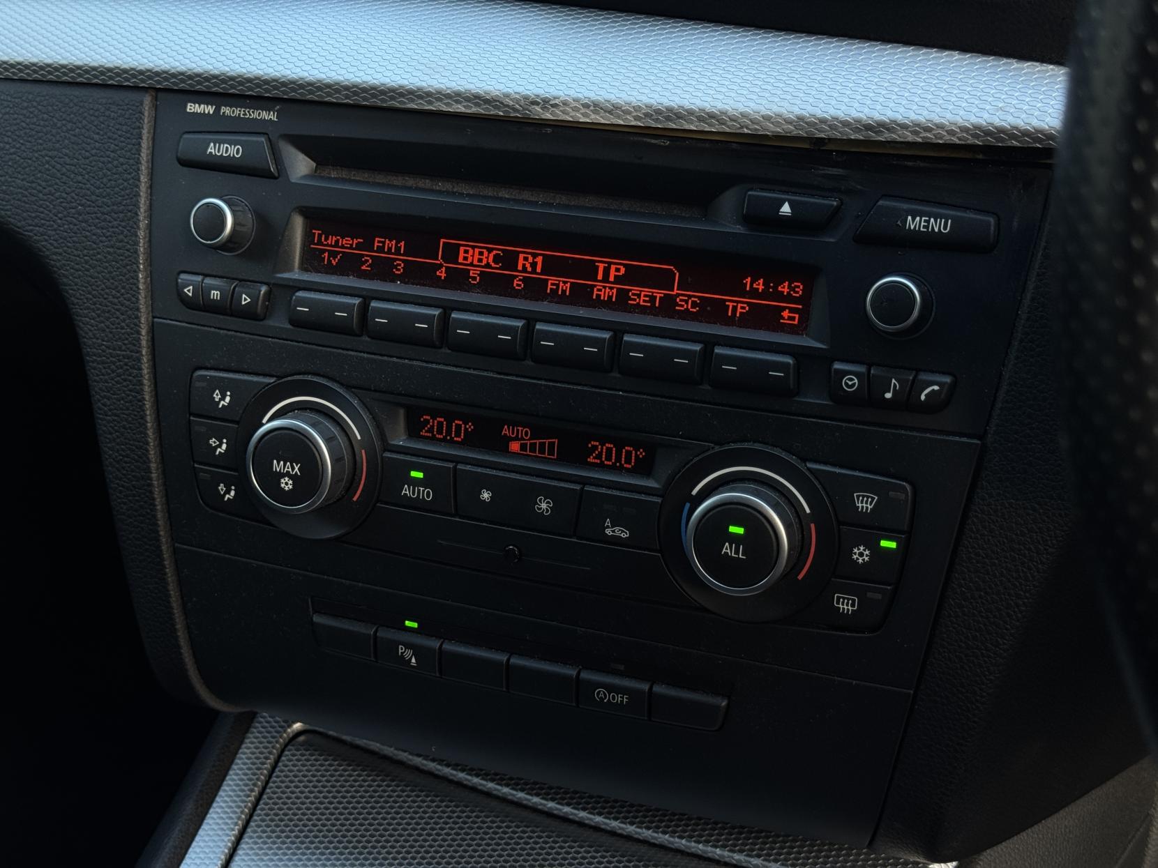 BMW 1 Series 2.0 116i Performance Edition Hatchback 5dr Petrol Manual Euro 5 (s/s) (122 ps)