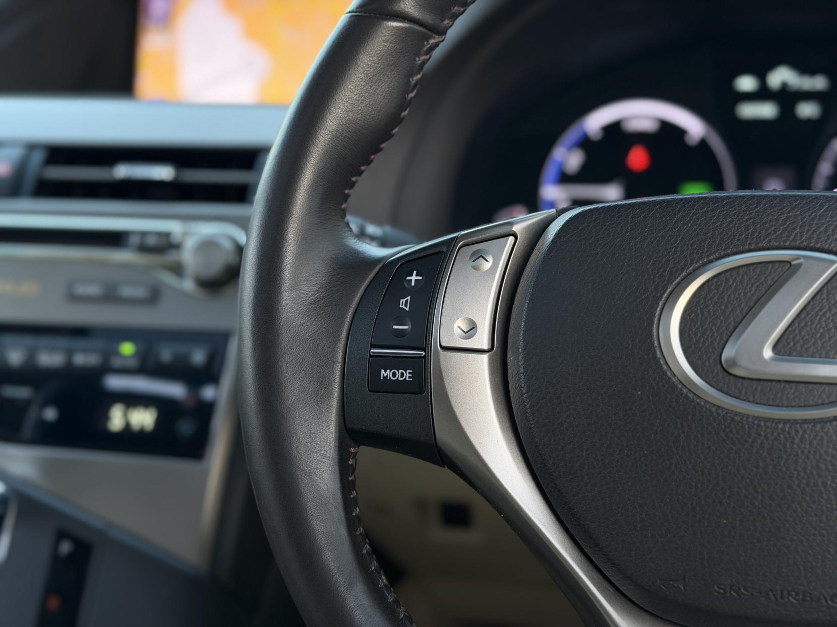 Lexus RX 3.5 450h V6 Luxury SUV 5dr Petrol Hybrid CVT 4WD Euro 5 (s/s) (299 ps)