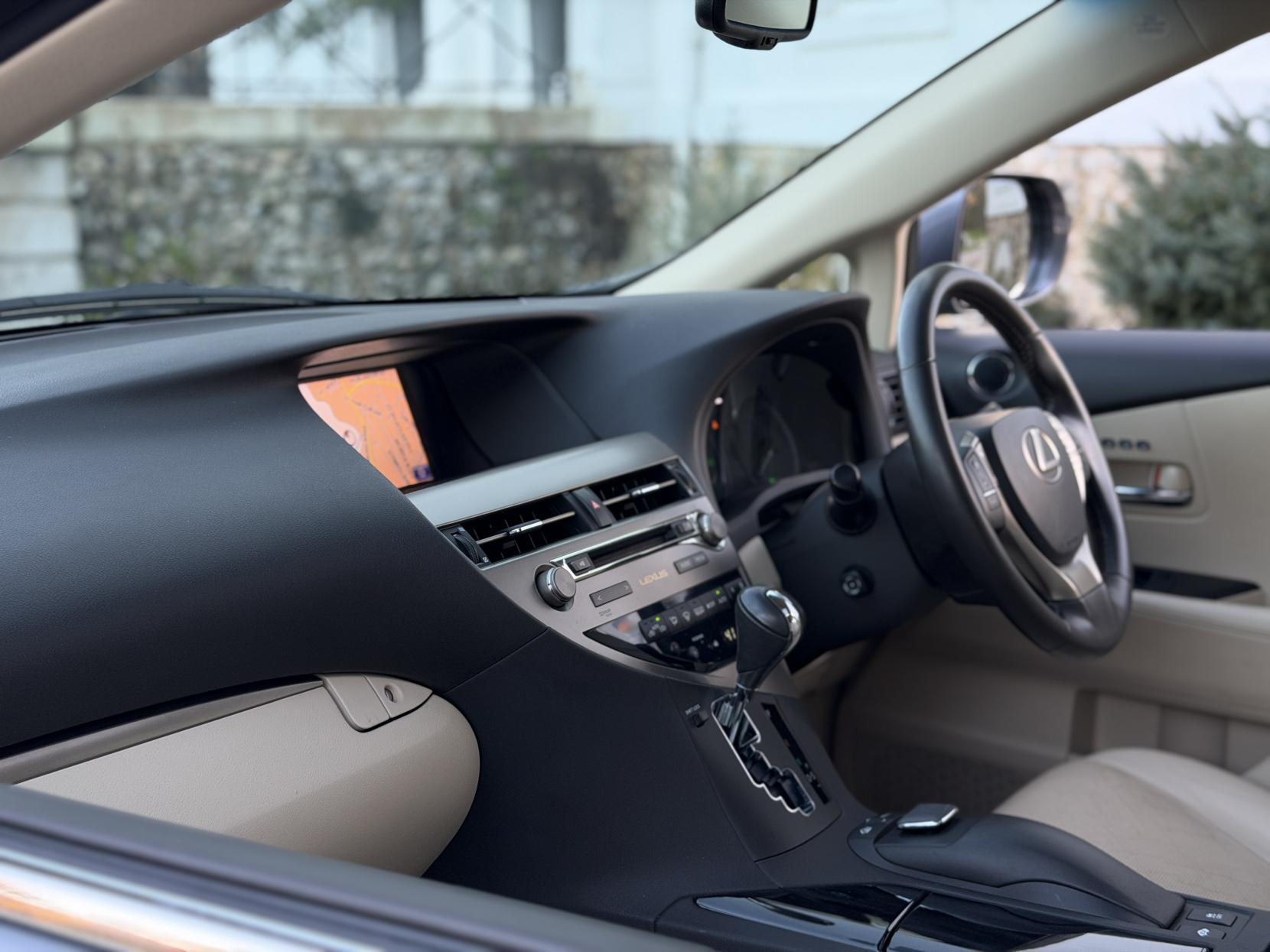 Lexus RX 3.5 450h V6 Luxury SUV 5dr Petrol Hybrid CVT 4WD Euro 5 (s/s) (299 ps)