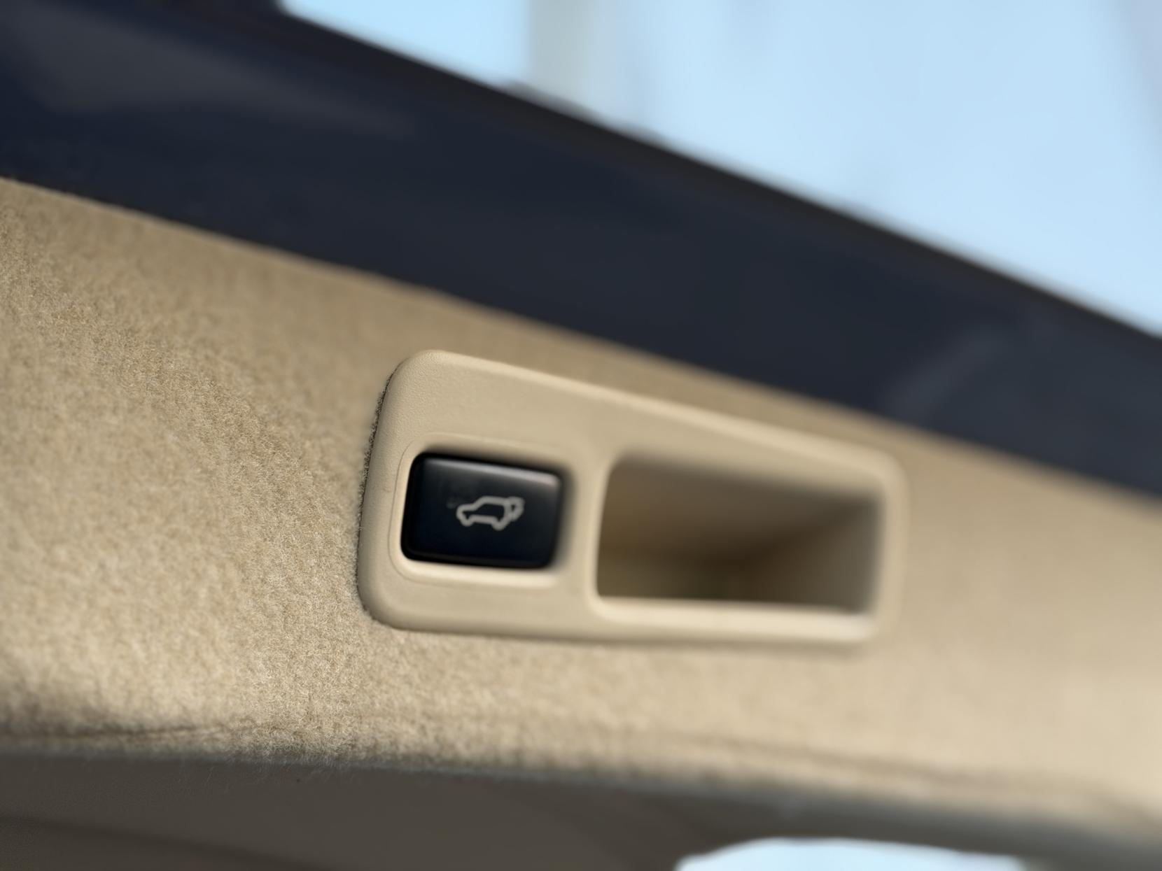 Lexus RX 3.5 450h V6 Luxury SUV 5dr Petrol Hybrid CVT 4WD Euro 5 (s/s) (299 ps)