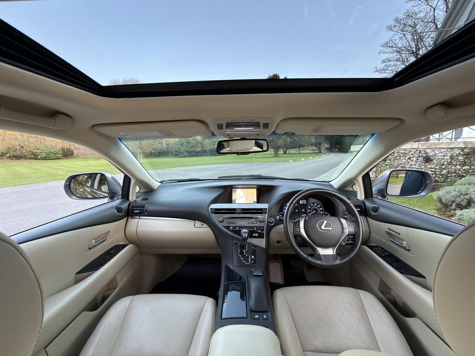 Lexus RX 3.5 450h V6 Luxury SUV 5dr Petrol Hybrid CVT 4WD Euro 5 (s/s) (299 ps)