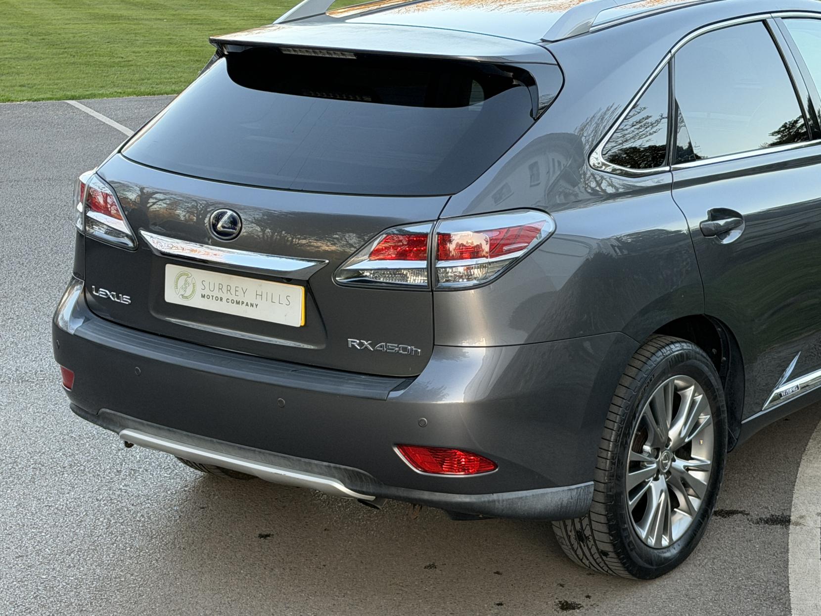 Lexus RX 3.5 450h V6 Luxury SUV 5dr Petrol Hybrid CVT 4WD Euro 5 (s/s) (299 ps)