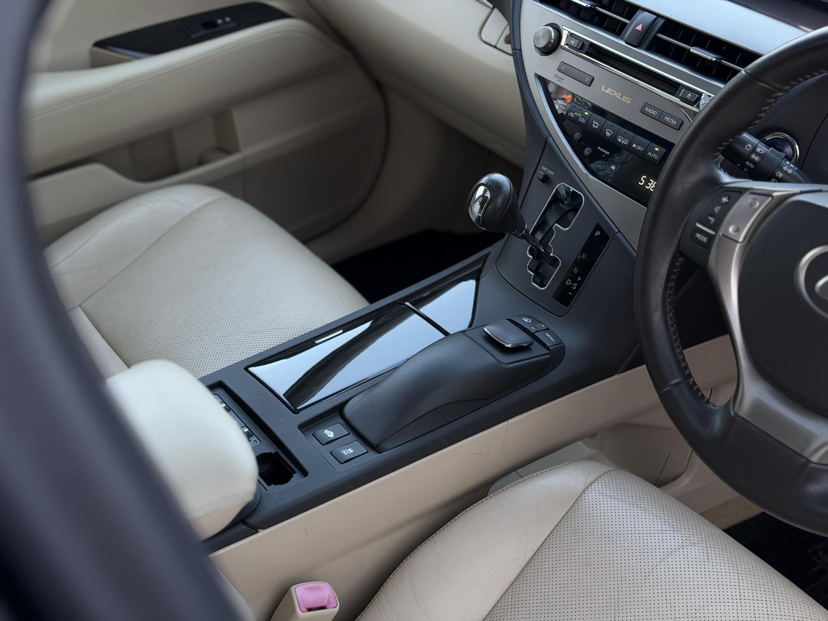 Lexus RX 3.5 450h V6 Luxury SUV 5dr Petrol Hybrid CVT 4WD Euro 5 (s/s) (299 ps)