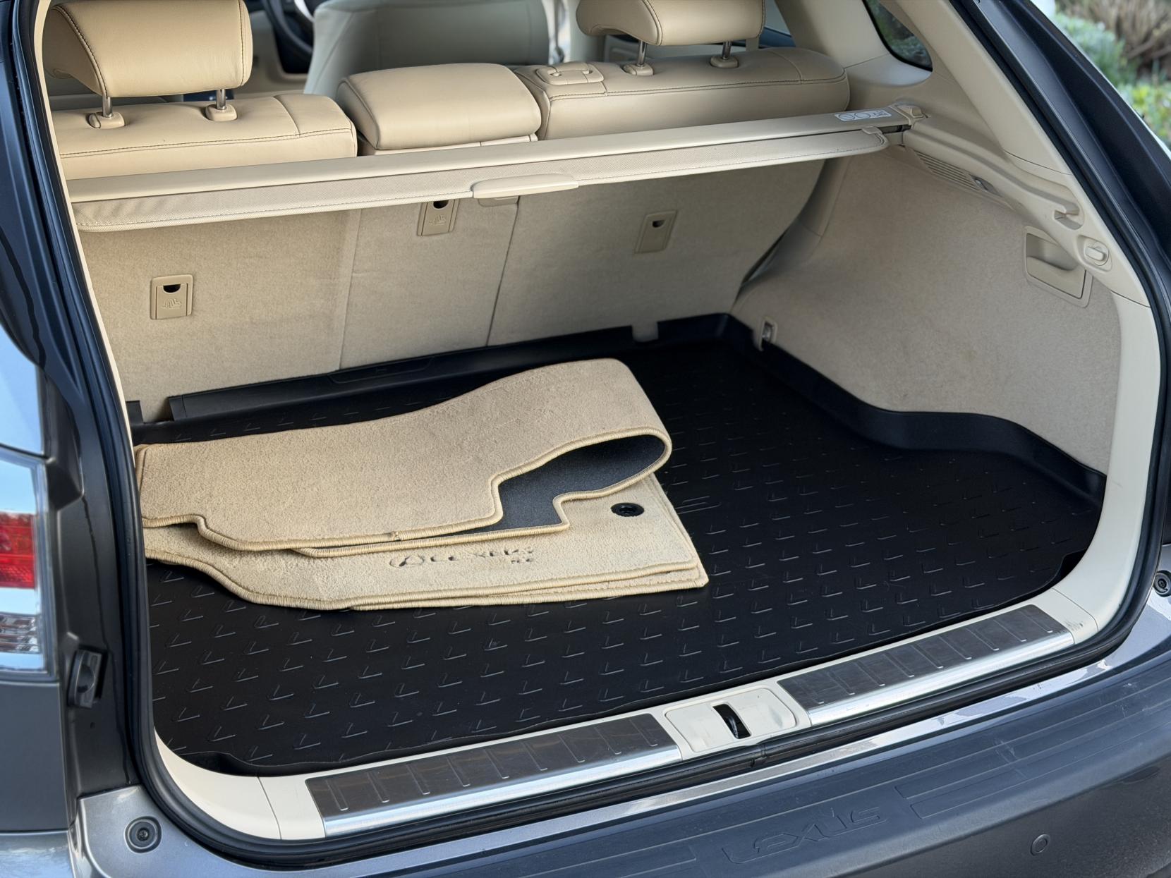 Lexus RX 3.5 450h V6 Luxury SUV 5dr Petrol Hybrid CVT 4WD Euro 5 (s/s) (299 ps)