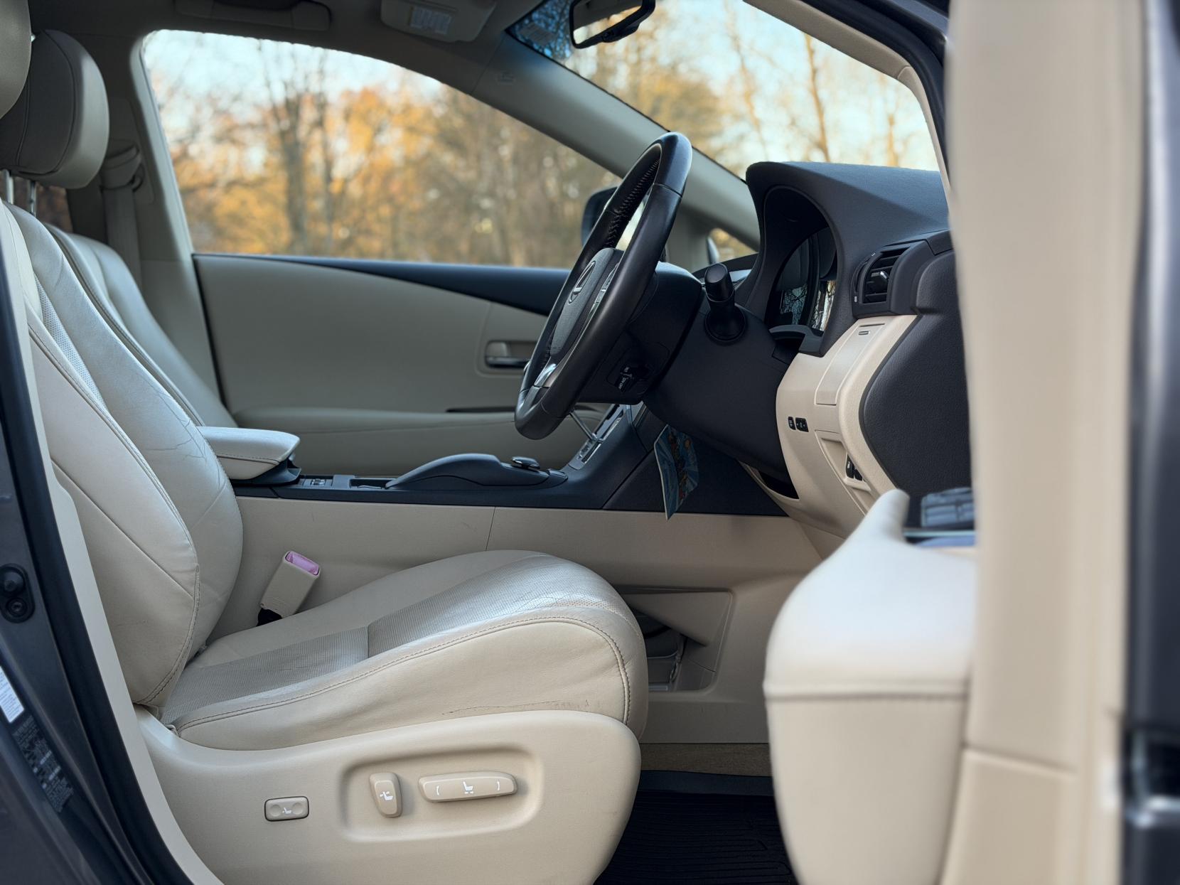 Lexus RX 3.5 450h V6 Luxury SUV 5dr Petrol Hybrid CVT 4WD Euro 5 (s/s) (299 ps)