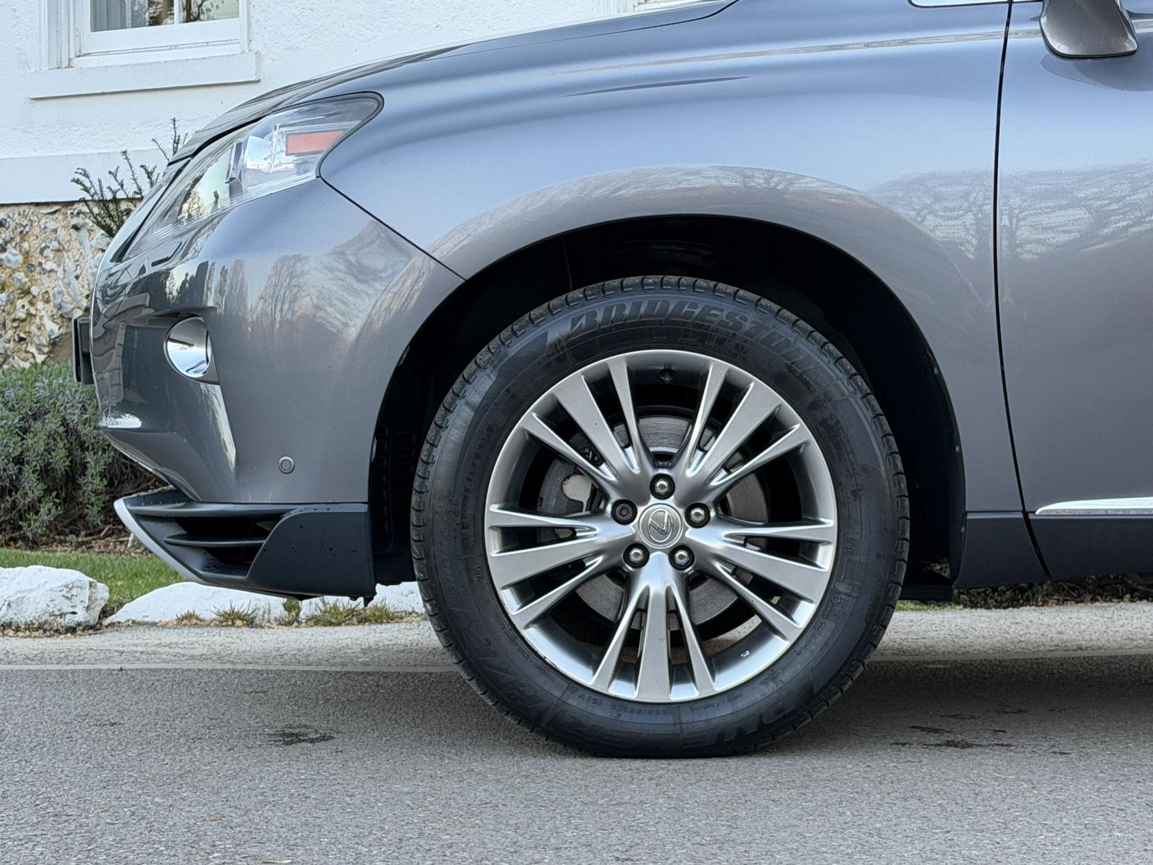 Lexus RX 3.5 450h V6 Luxury SUV 5dr Petrol Hybrid CVT 4WD Euro 5 (s/s) (299 ps)