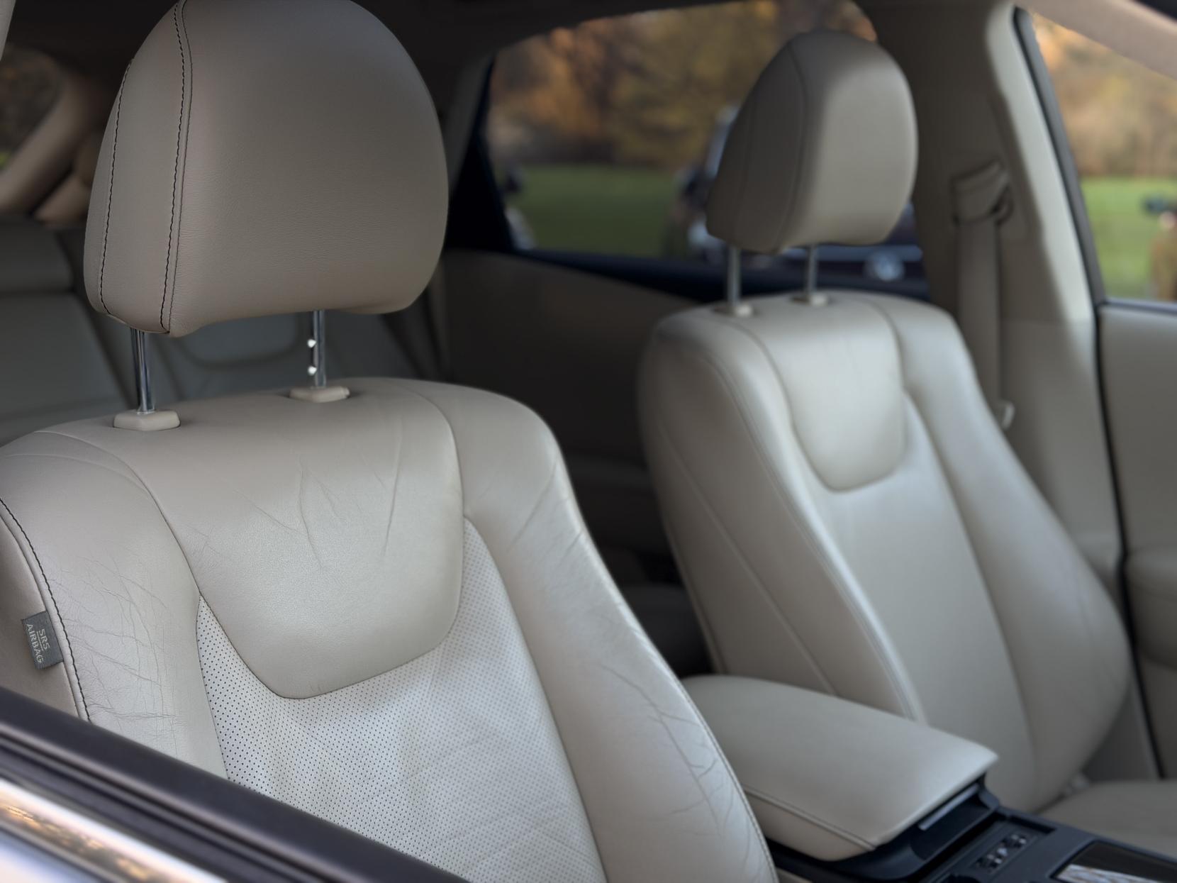 Lexus RX 3.5 450h V6 Luxury SUV 5dr Petrol Hybrid CVT 4WD Euro 5 (s/s) (299 ps)