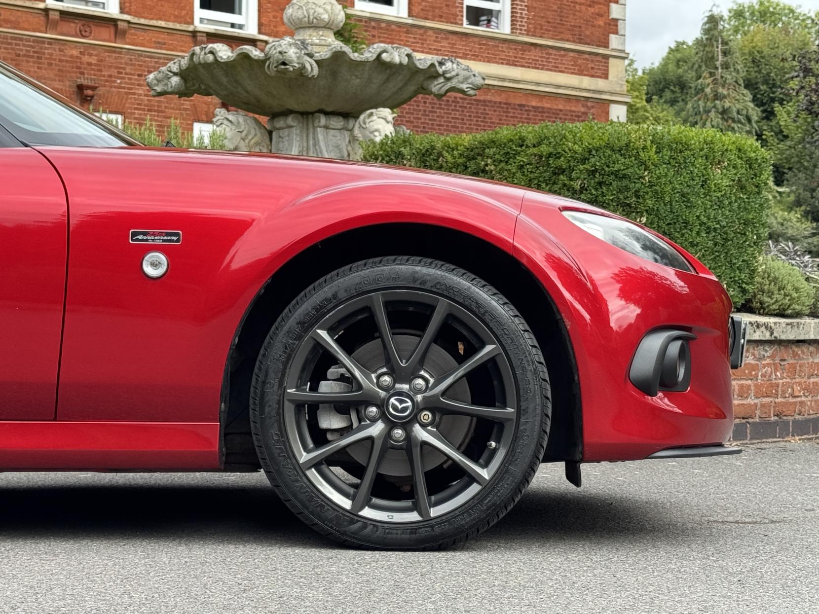 Mazda MX-5 2.0i 25th Anniversary Roadster 2dr Petrol Manual Euro 5 (160 ps)