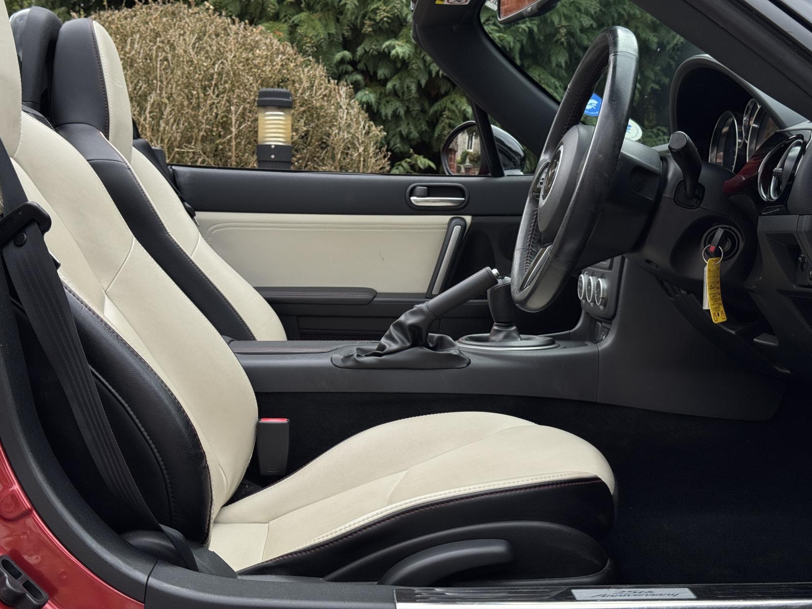 Mazda MX-5 2.0i 25th Anniversary Roadster 2dr Petrol Manual Euro 5 (160 ps)