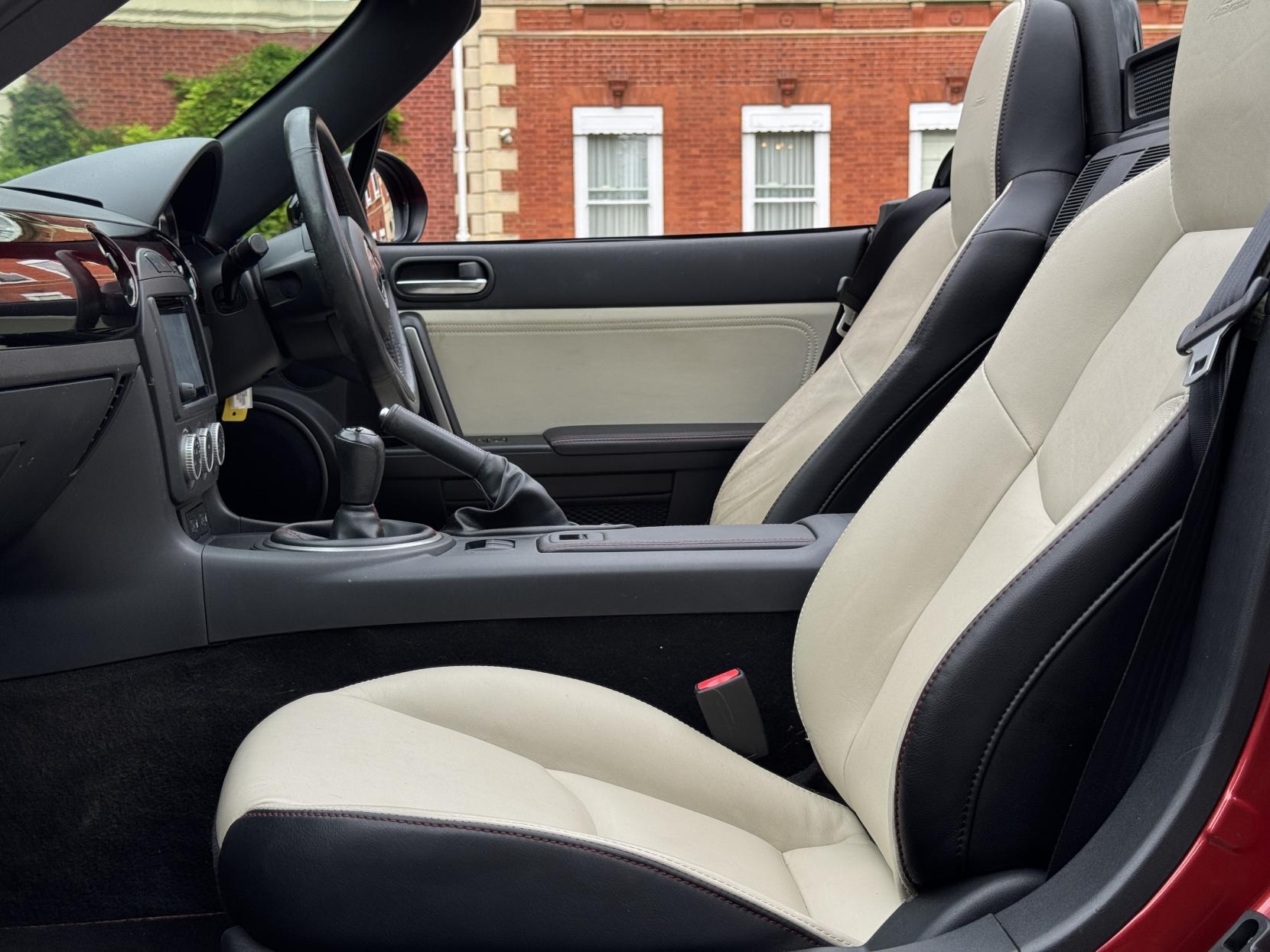 Mazda MX-5 2.0i 25th Anniversary Roadster 2dr Petrol Manual Euro 5 (160 ps)