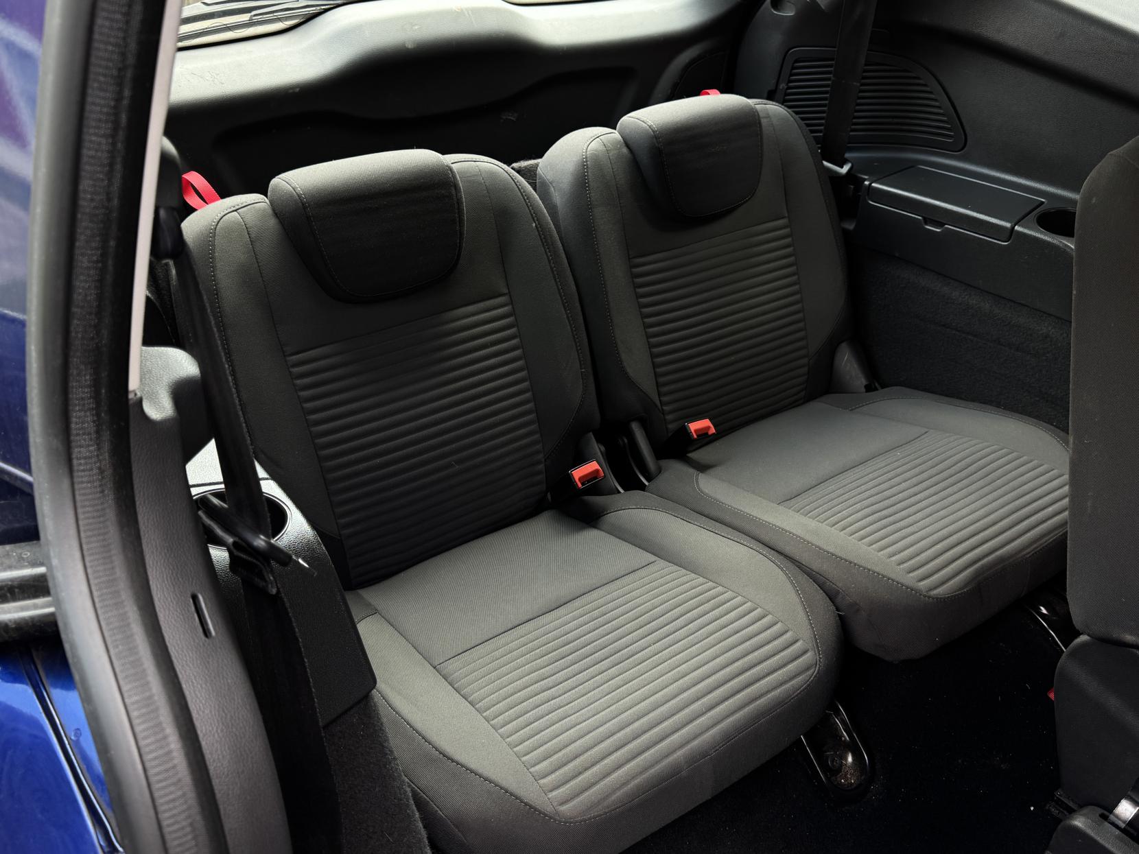 Ford Grand C-Max 1.0T EcoBoost Titanium MPV 5dr Petrol Manual Euro 6 (s/s) (125 ps)