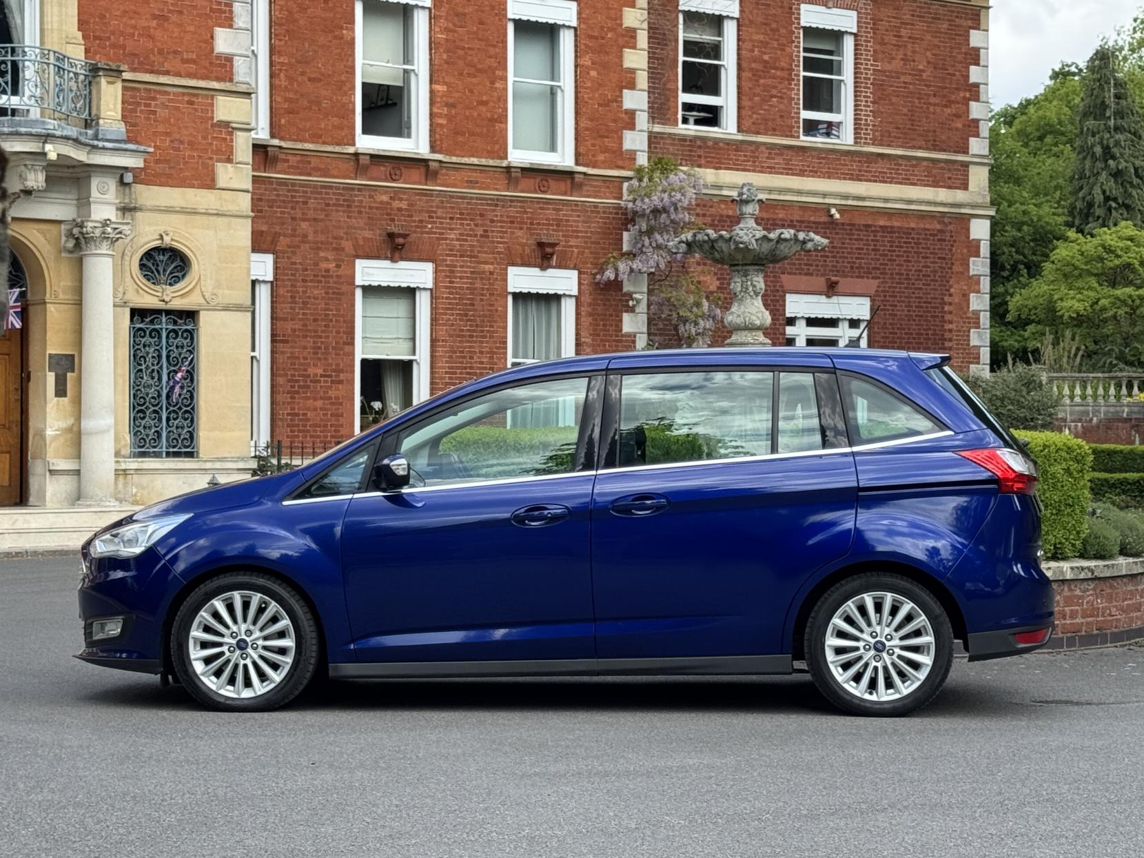 Ford Grand C-Max 1.0T EcoBoost Titanium MPV 5dr Petrol Manual Euro 6 (s/s) (125 ps)