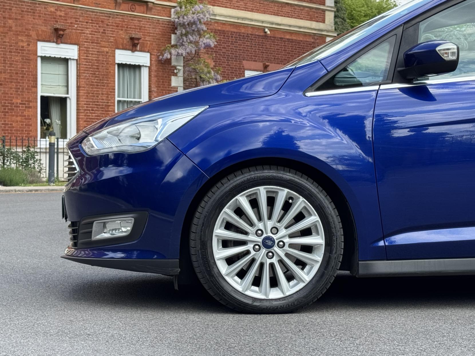 Ford Grand C-Max 1.0T EcoBoost Titanium MPV 5dr Petrol Manual Euro 6 (s/s) (125 ps)