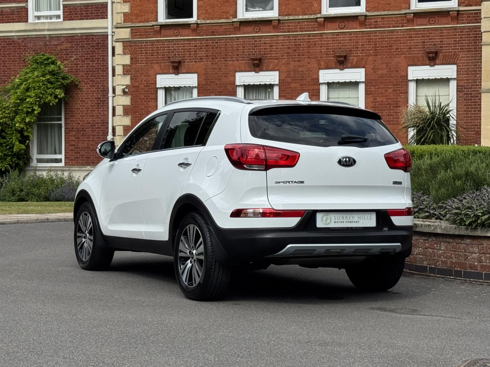 Kia Sportage 1.7 CRDi EcoDynamics 3 SUV 5dr Diesel Manual 2WD Euro 5 (s/s) (114 bhp)
