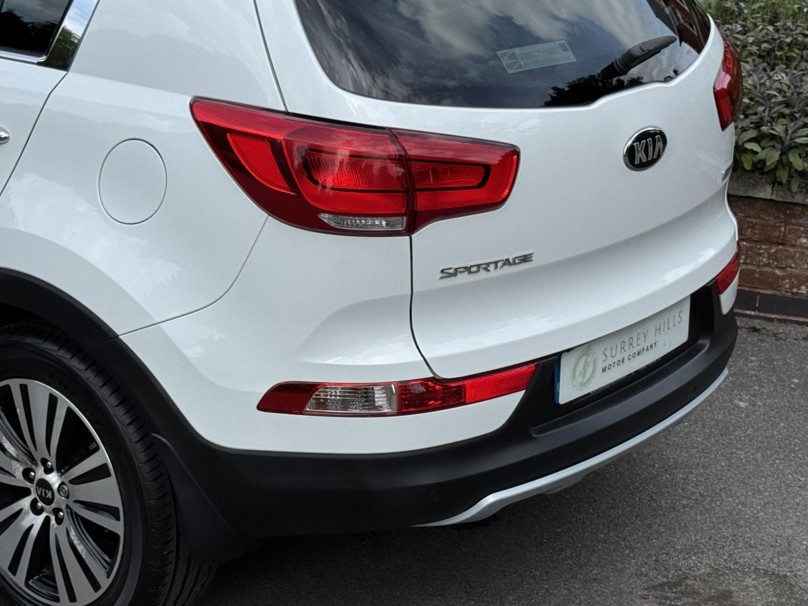 Kia Sportage 1.7 CRDi EcoDynamics 3 SUV 5dr Diesel Manual 2WD Euro 5 (s/s) (114 bhp)