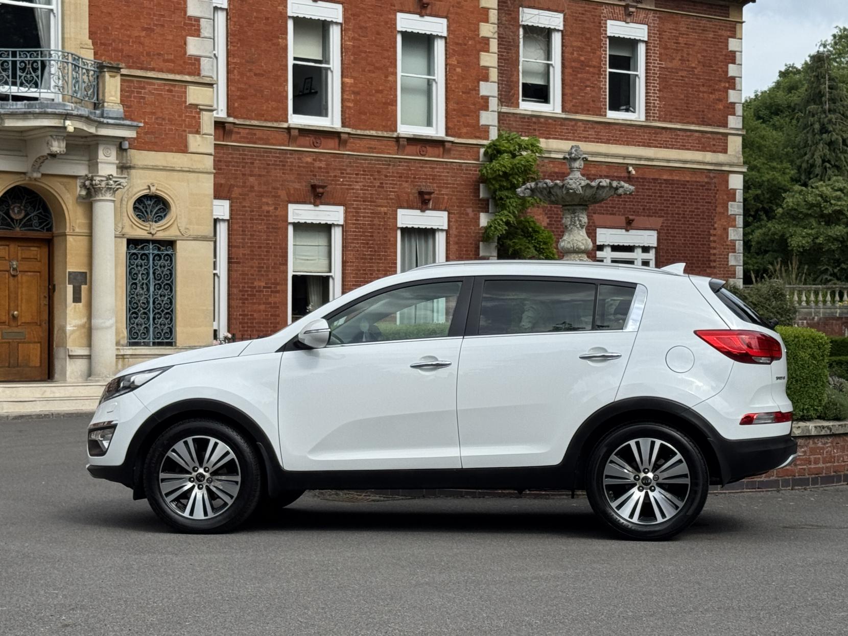 Kia Sportage 1.7 CRDi EcoDynamics 3 SUV 5dr Diesel Manual 2WD Euro 5 (s/s) (114 bhp)