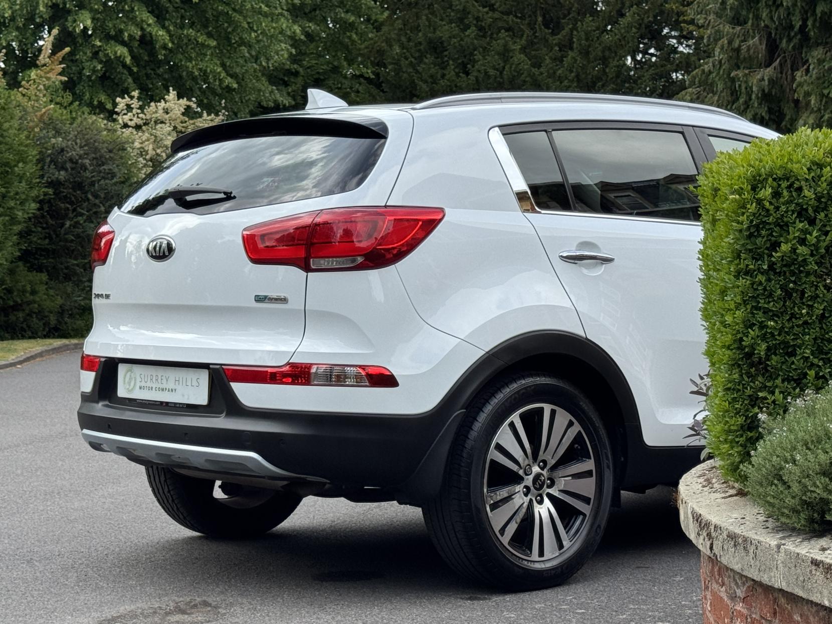 Kia Sportage 1.7 CRDi EcoDynamics 3 SUV 5dr Diesel Manual 2WD Euro 5 (s/s) (114 bhp)