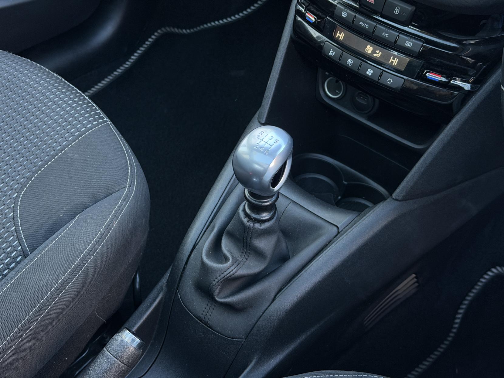 Peugeot 208 1.2 PureTech Tech Edition Hatchback 5dr Petrol Manual Euro 6 (s/s) (110 ps)