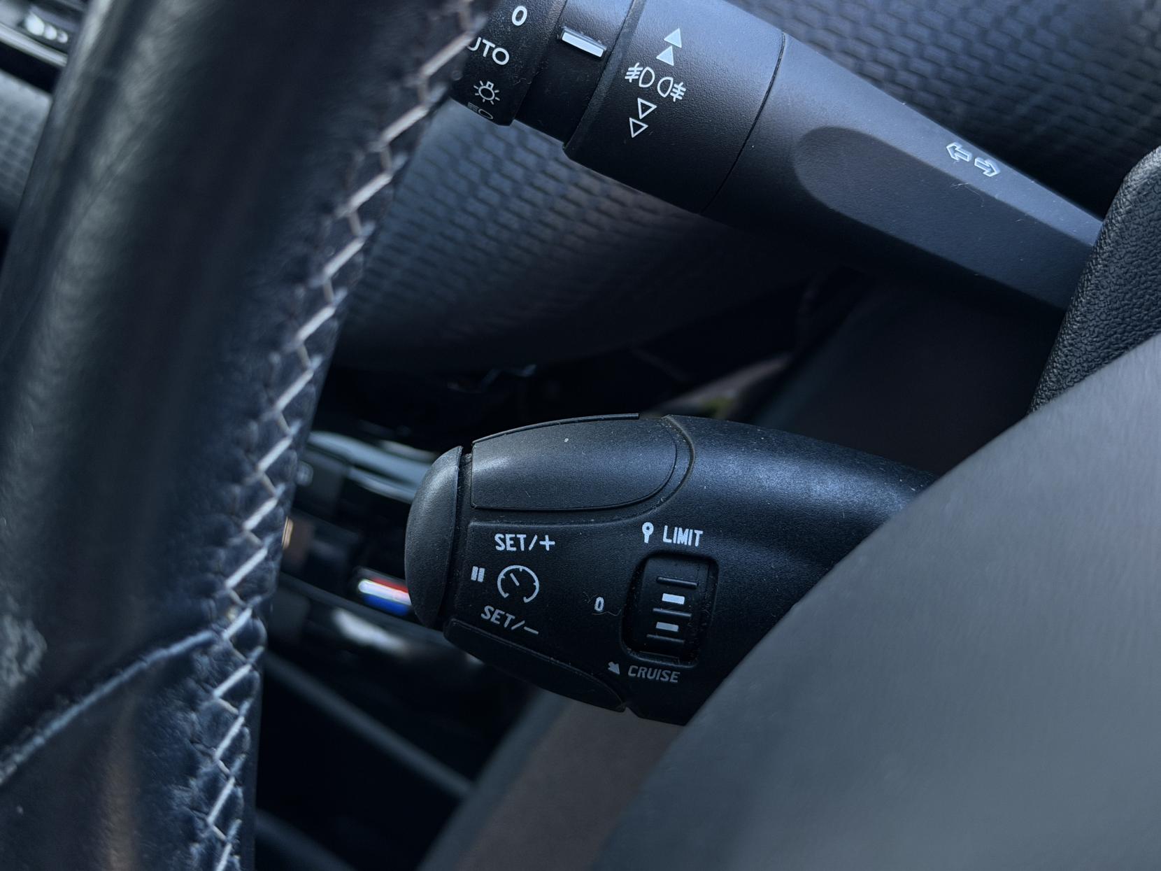 Peugeot 208 1.2 PureTech Tech Edition Hatchback 5dr Petrol Manual Euro 6 (s/s) (110 ps)