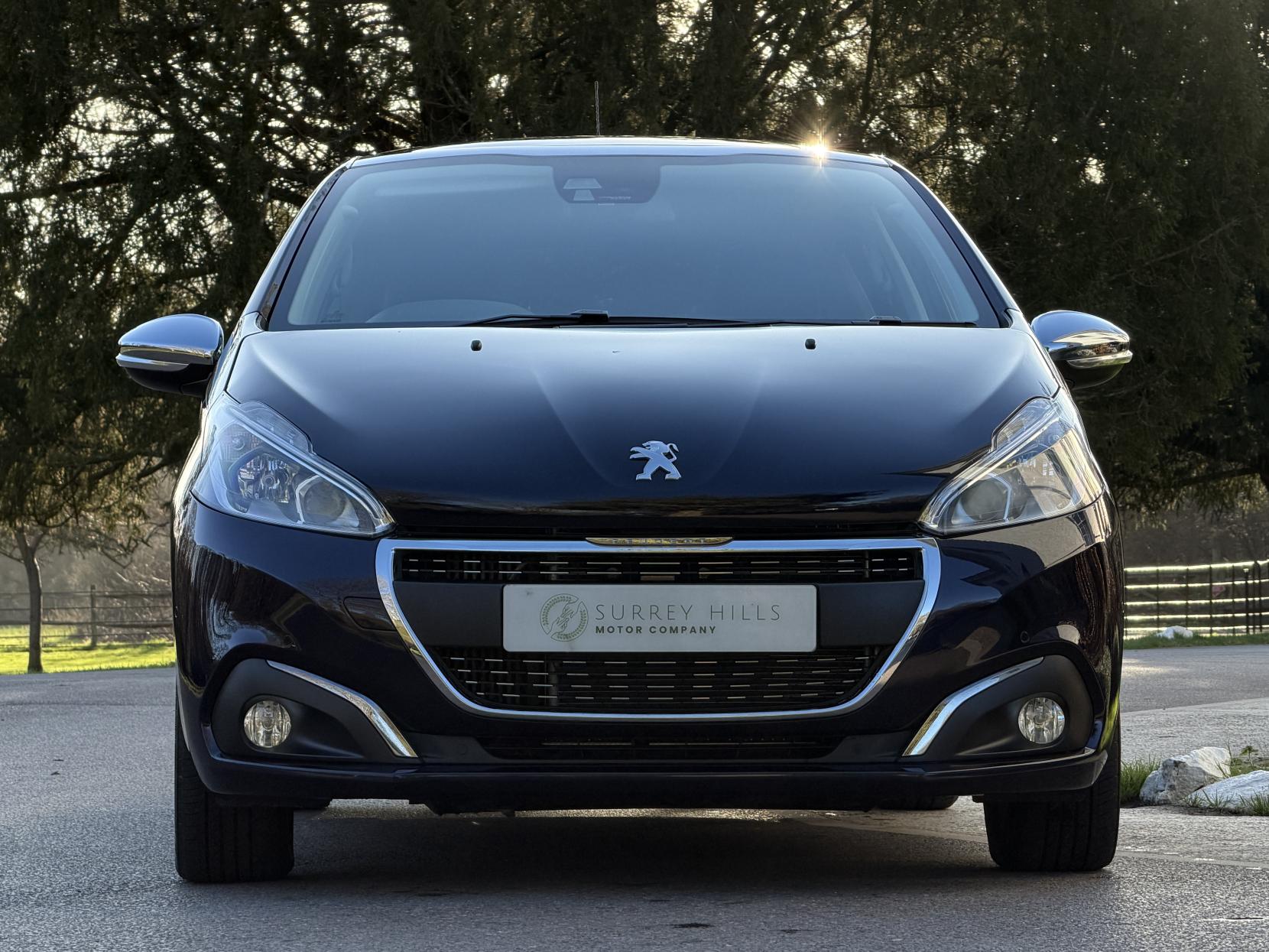 Peugeot 208 1.2 PureTech Tech Edition Hatchback 5dr Petrol Manual Euro 6 (s/s) (110 ps)