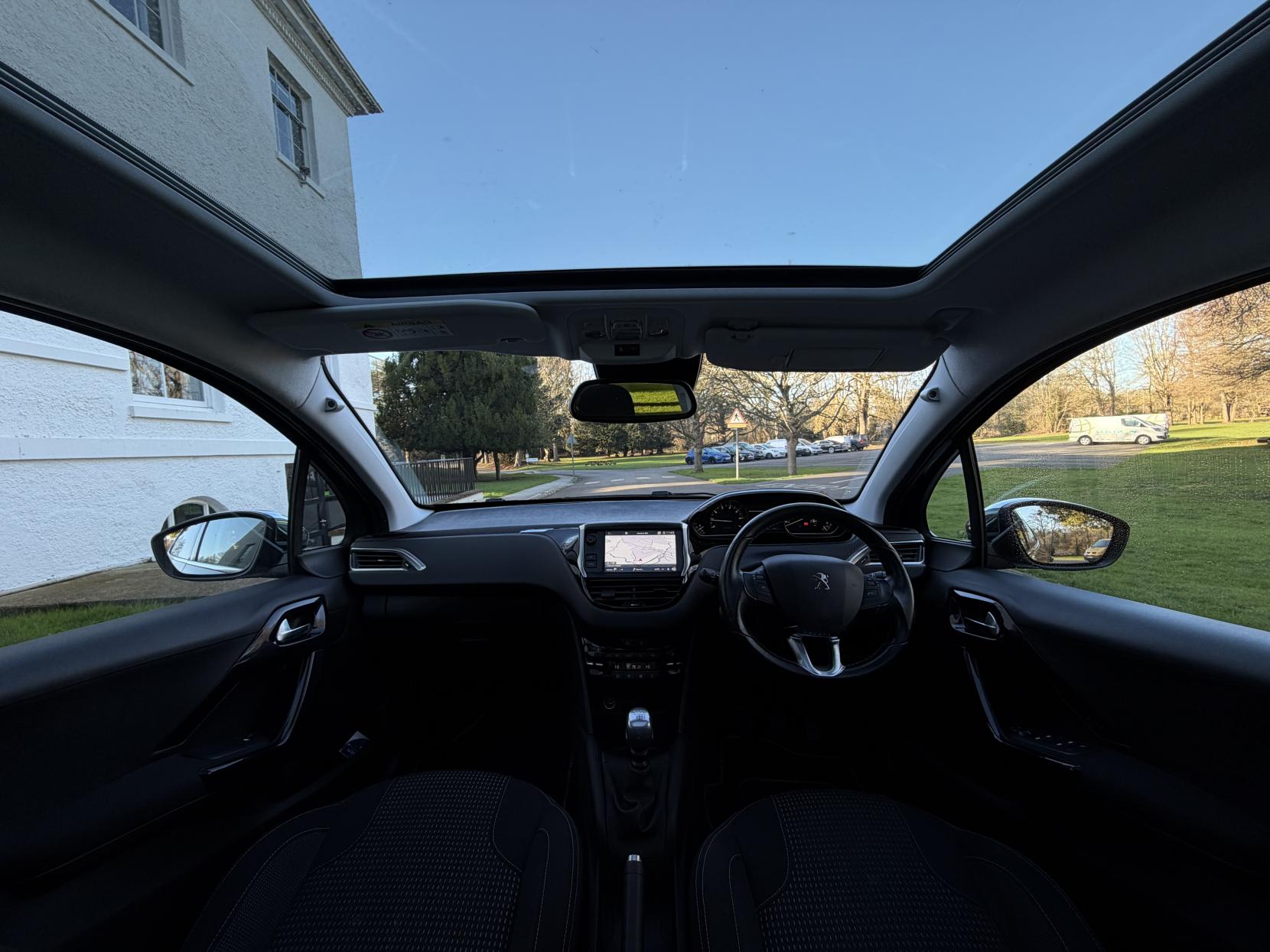 Peugeot 208 1.2 PureTech Tech Edition Hatchback 5dr Petrol Manual Euro 6 (s/s) (110 ps)