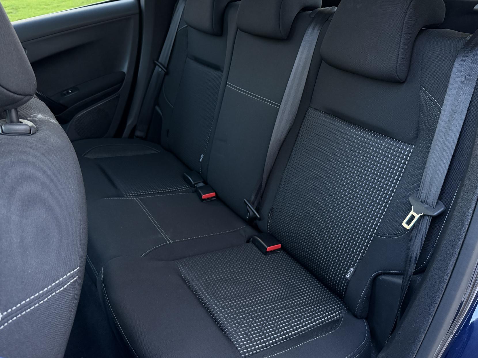 Peugeot 208 1.2 PureTech Tech Edition Hatchback 5dr Petrol Manual Euro 6 (s/s) (110 ps)