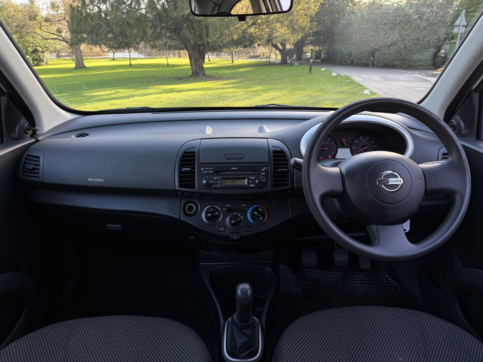 Nissan Micra 1.2 16v Visia Hatchback 3dr Petrol Manual (139 g/km, 79 bhp)