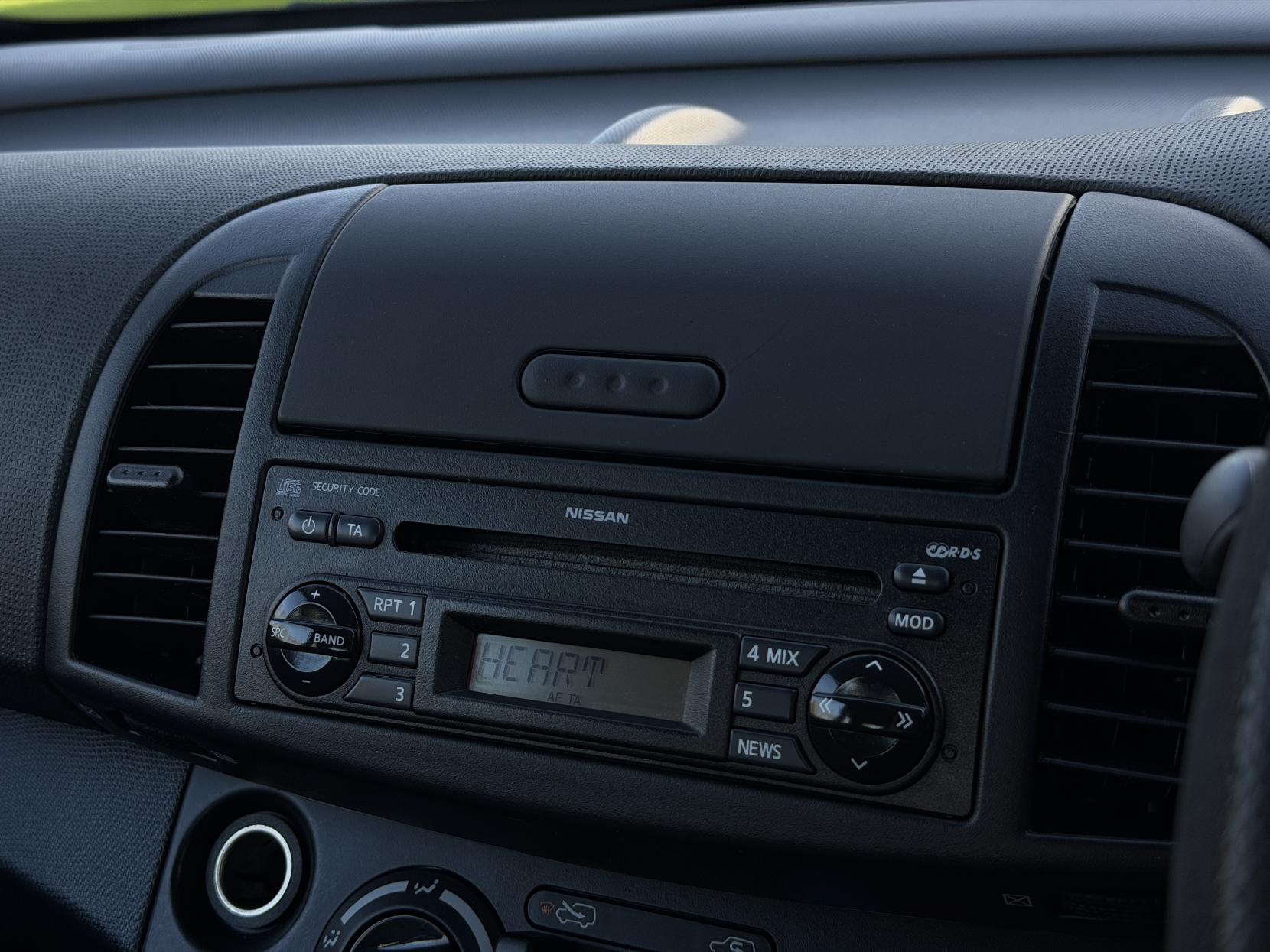 Nissan Micra 1.2 16v Visia Hatchback 3dr Petrol Manual (139 g/km, 79 bhp)