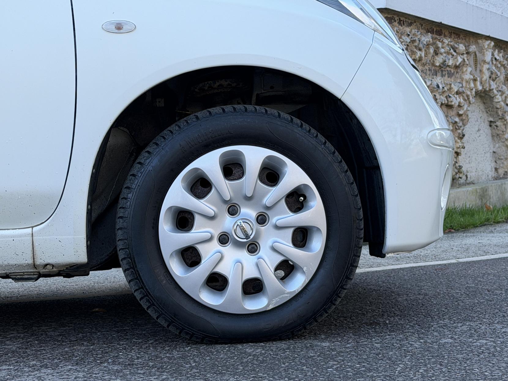 Nissan Micra 1.2 16v Visia Hatchback 3dr Petrol Manual (139 g/km, 79 bhp)