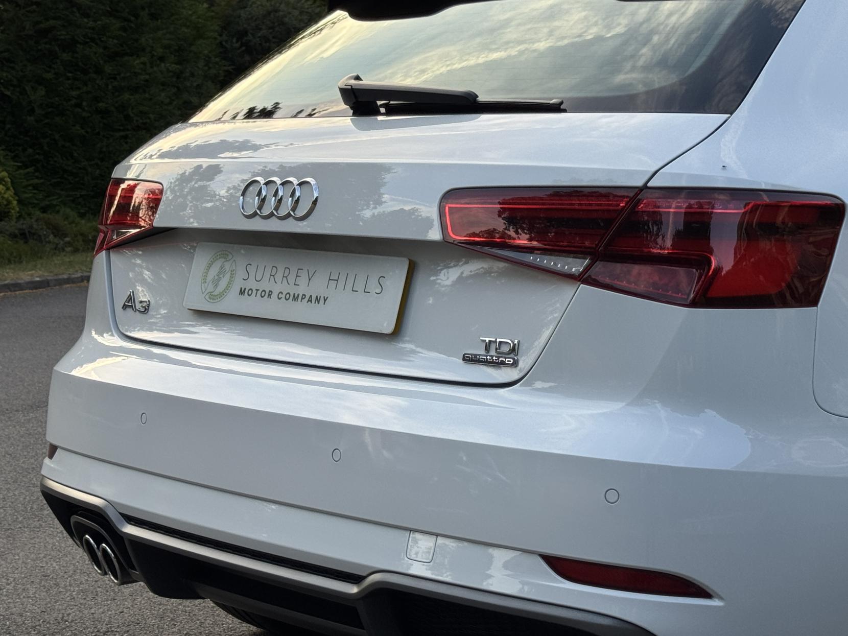 Audi A3 2.0 TDI S line Hatchback 3dr Diesel S Tronic Auto 6Spd quattro Euro 6 (s/s) (184 ps)