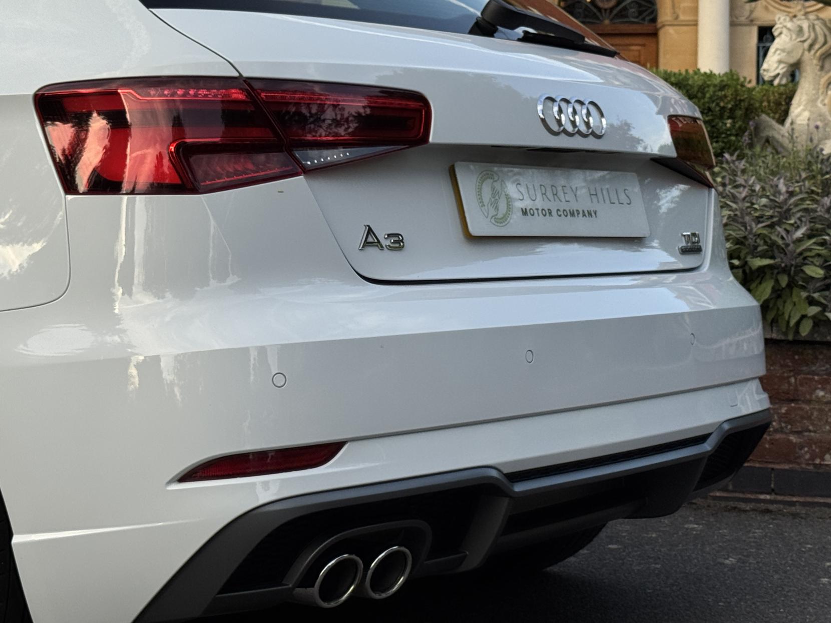 Audi A3 2.0 TDI S line Hatchback 3dr Diesel S Tronic Auto 6Spd quattro Euro 6 (s/s) (184 ps)