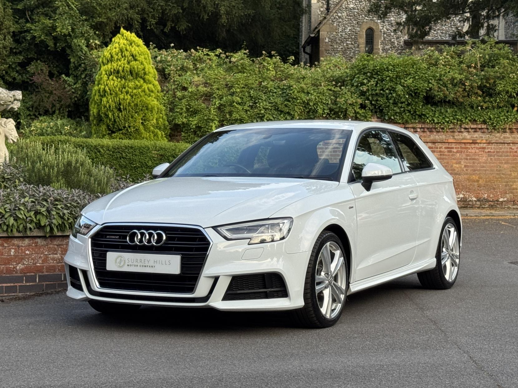 Audi A3 2.0 TDI S line Hatchback 3dr Diesel S Tronic Auto 6Spd quattro Euro 6 (s/s) (184 ps)