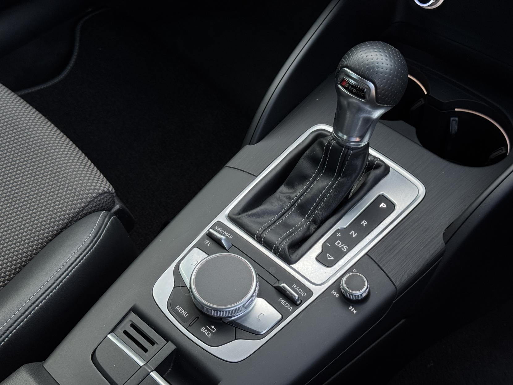 Audi A3 2.0 TDI S line Hatchback 3dr Diesel S Tronic Auto 6Spd quattro Euro 6 (s/s) (184 ps)