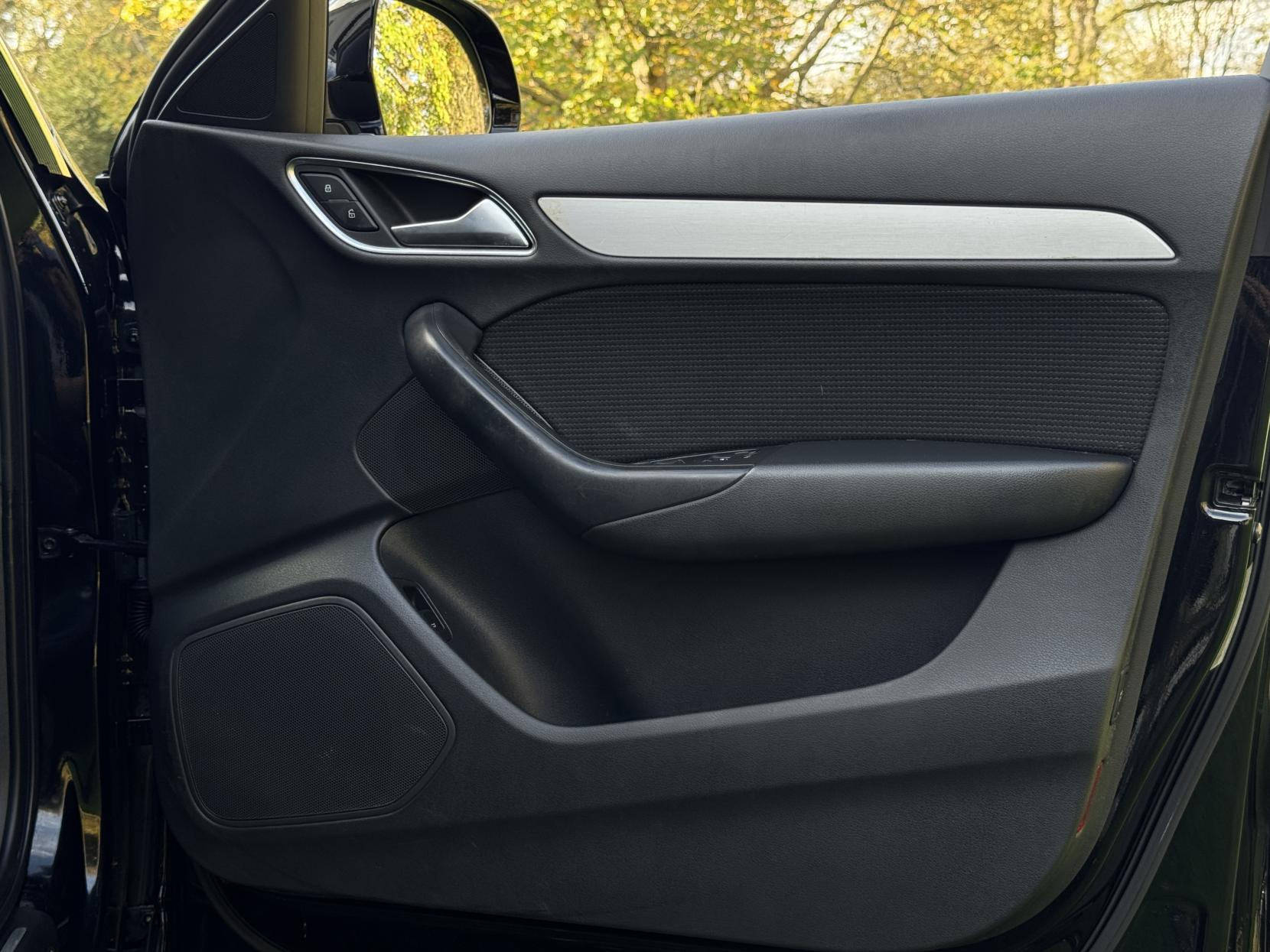 Audi Q3 2.0 TDI S line Edition SUV 5dr Diesel S Tronic quattro Euro 6 (s/s) (150 ps)