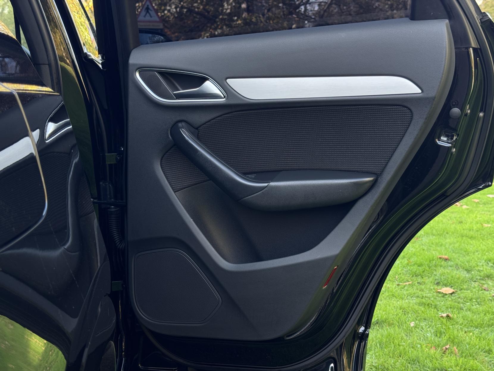 Audi Q3 2.0 TDI S line Edition SUV 5dr Diesel S Tronic quattro Euro 6 (s/s) (150 ps)