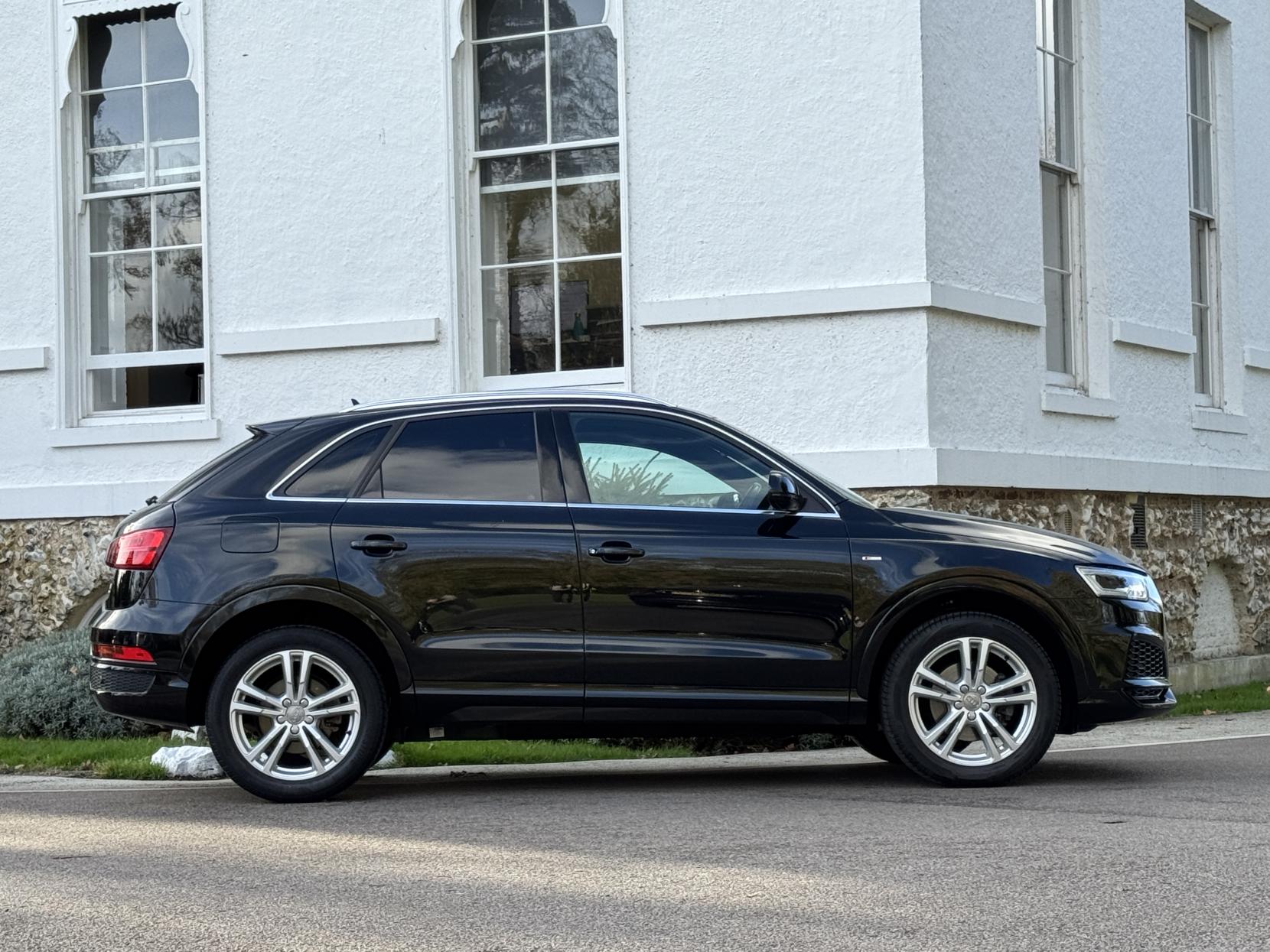 Audi Q3 2.0 TDI S line Edition SUV 5dr Diesel S Tronic quattro Euro 6 (s/s) (150 ps)