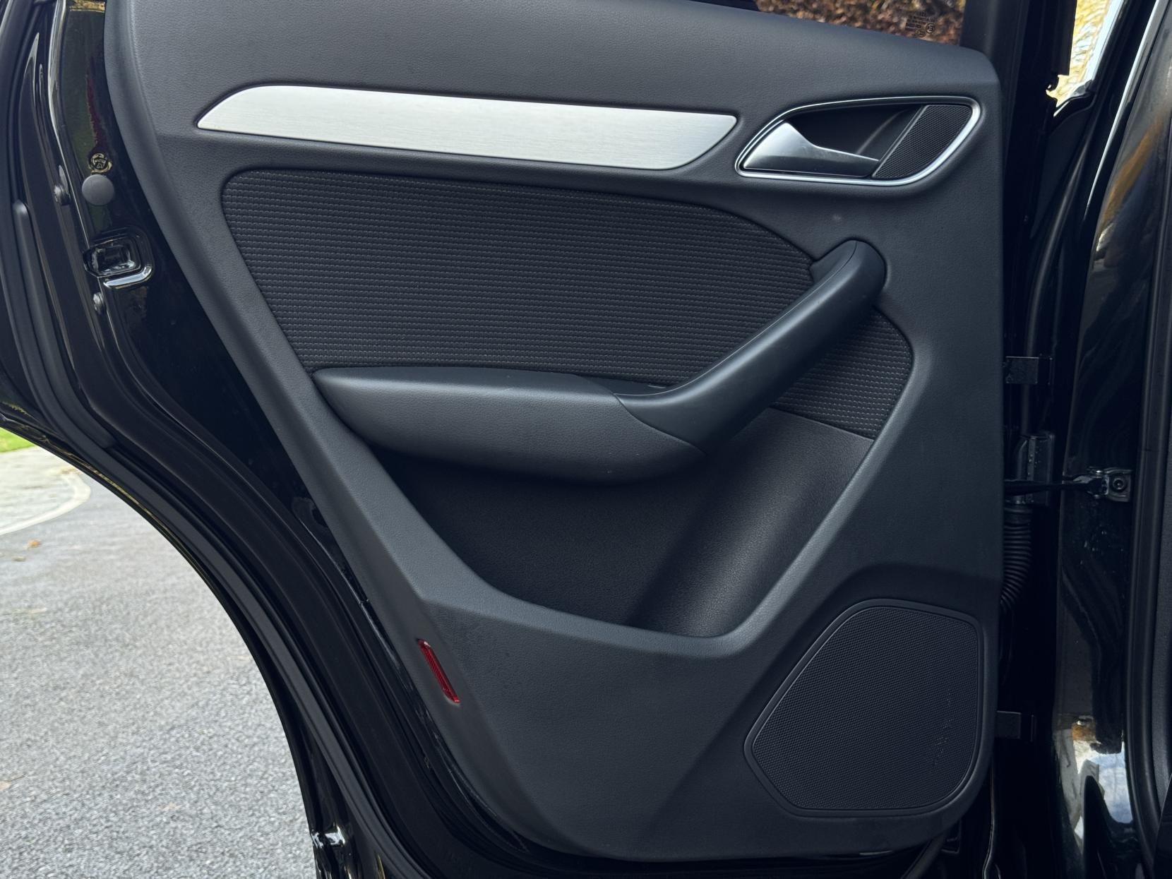 Audi Q3 2.0 TDI S line Edition SUV 5dr Diesel S Tronic quattro Euro 6 (s/s) (150 ps)