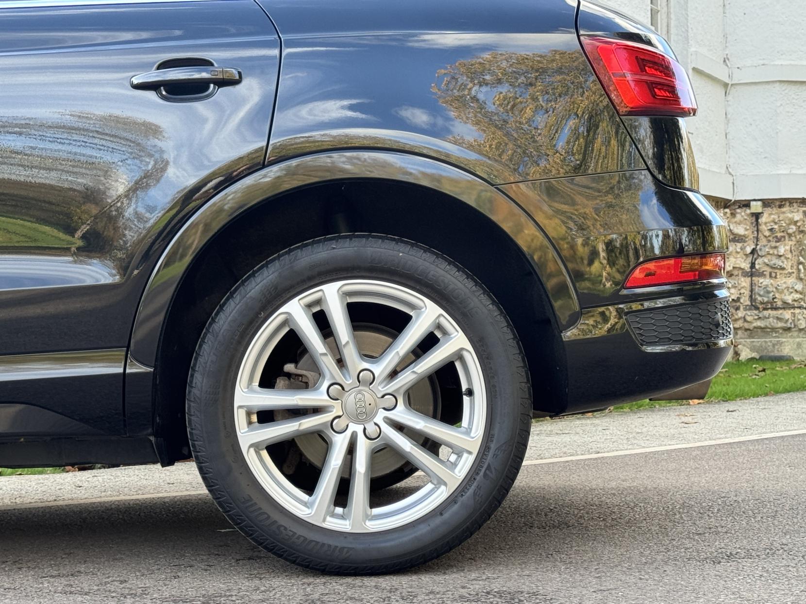 Audi Q3 2.0 TDI S line Edition SUV 5dr Diesel S Tronic quattro Euro 6 (s/s) (150 ps)